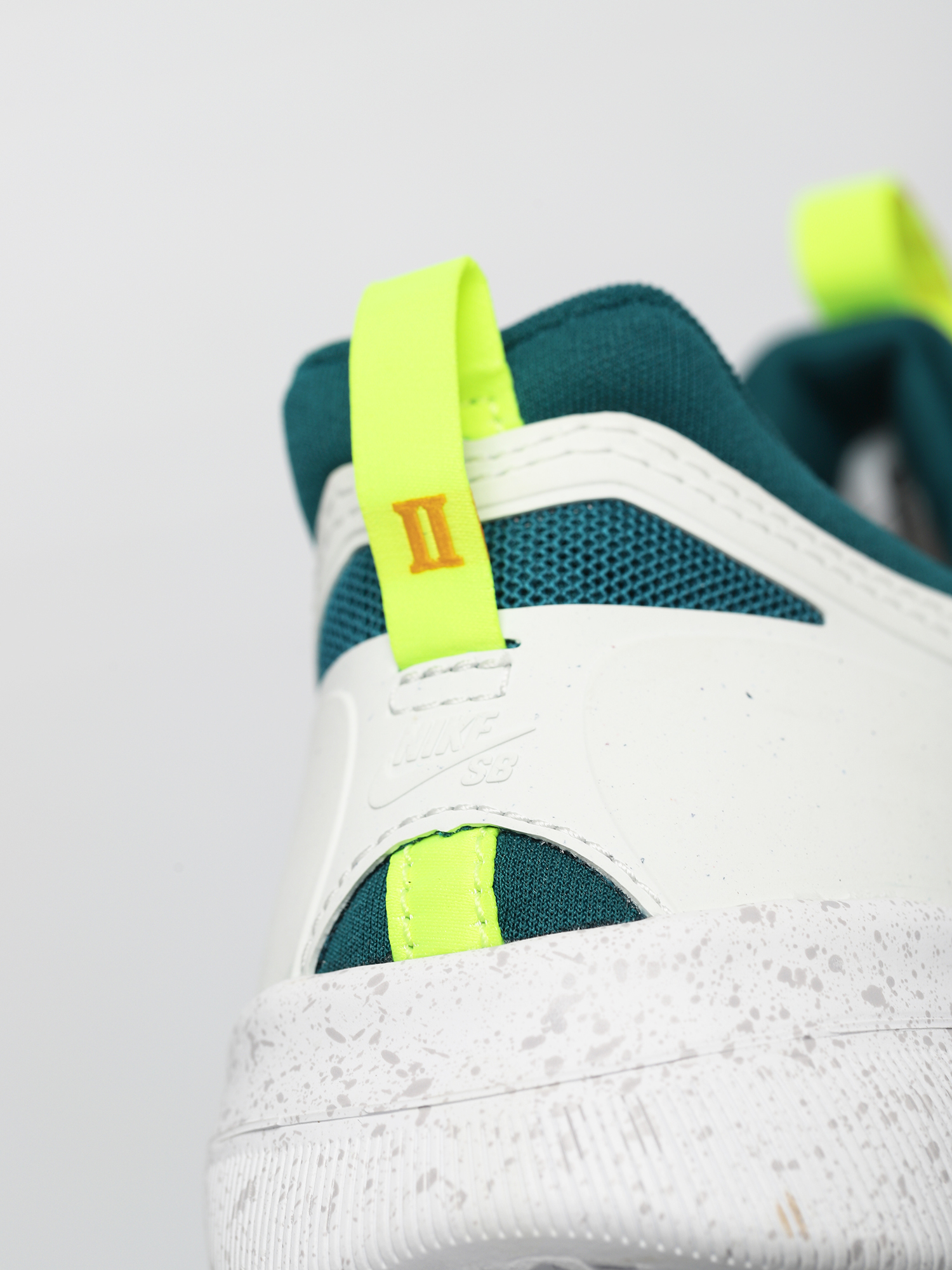 Nike SB Nyjah Free 2 Cipők (summit white/university gold geode teal)