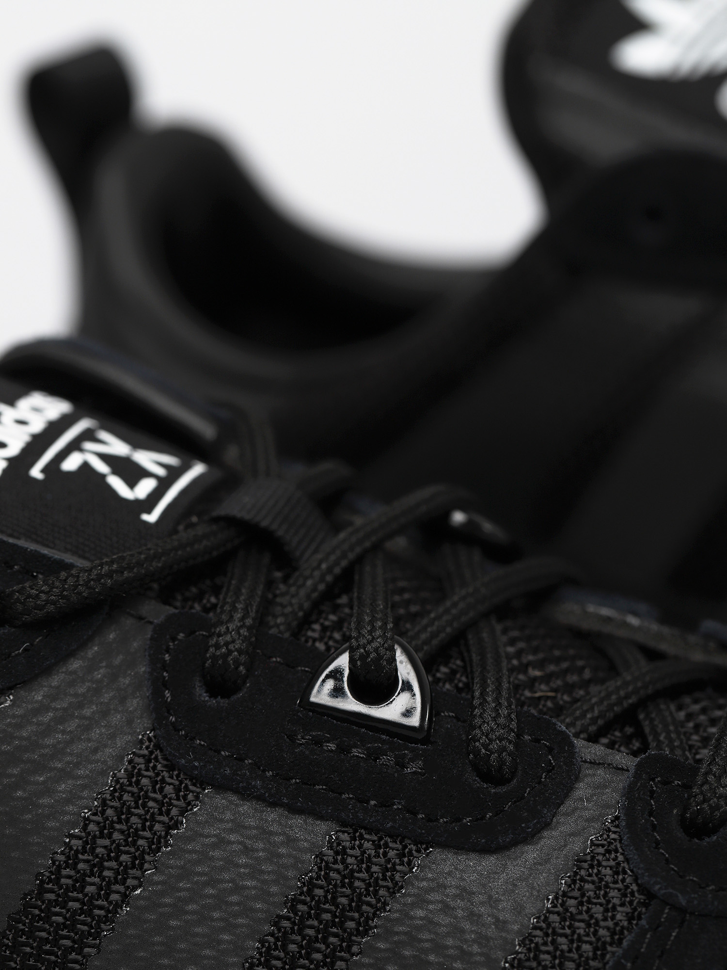 adidas Originals Zx 700 HD Cipők (cblack/cblack/ftwwht)