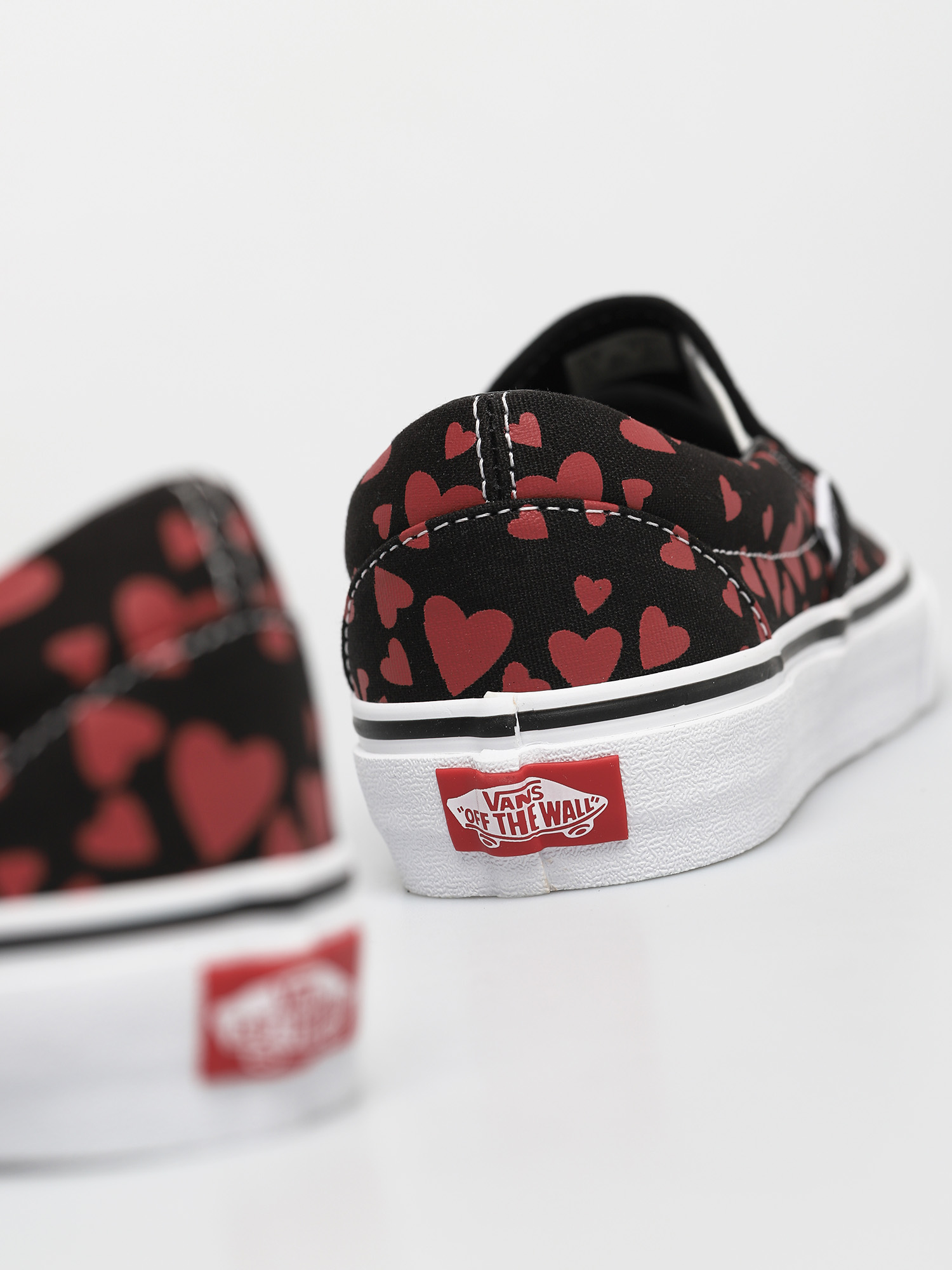 Vans Classic Slip On Cipők (valentines hearts black/racing red)
