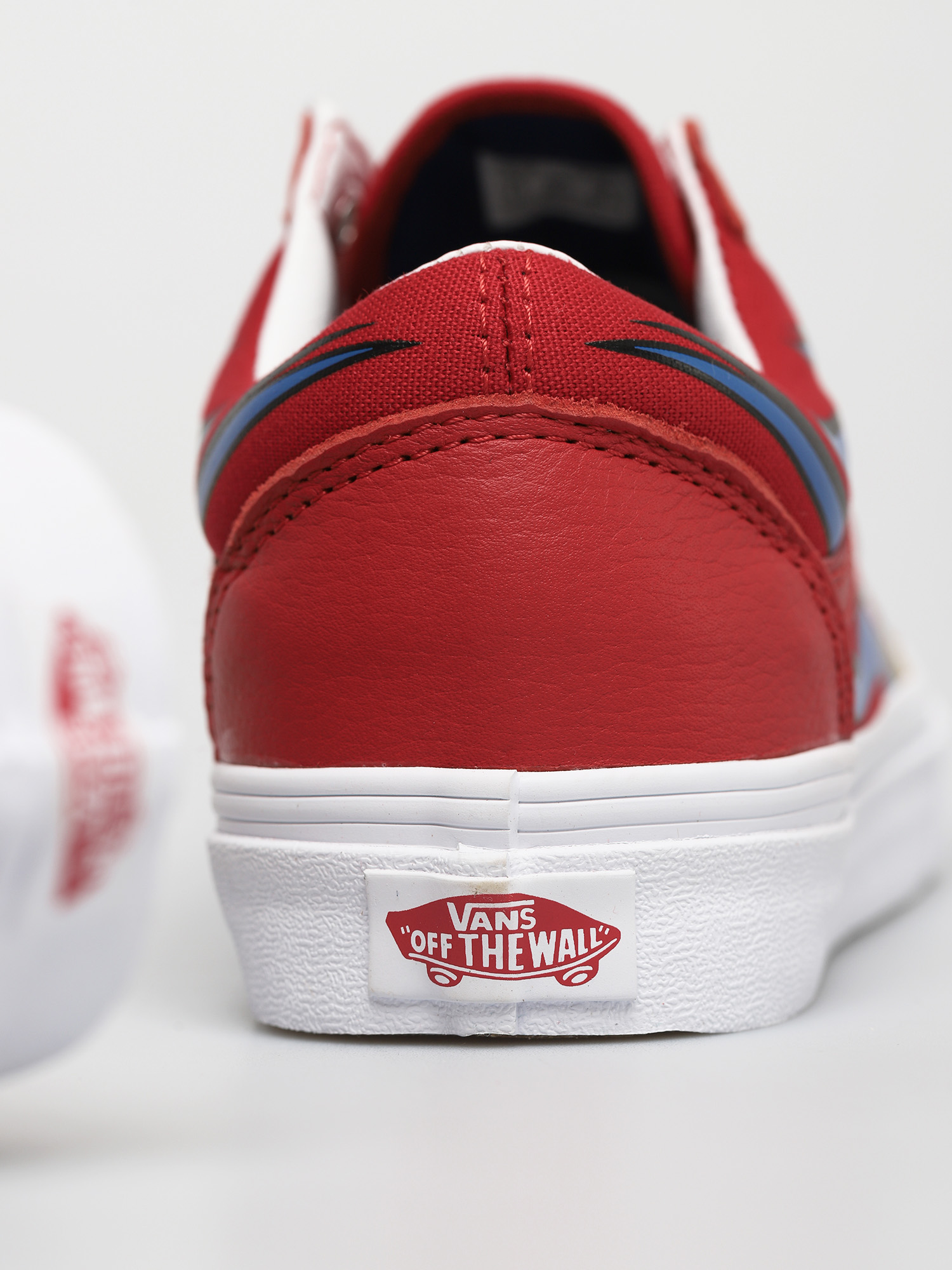 Vans Old Skool Cipők (racer red/true blue)