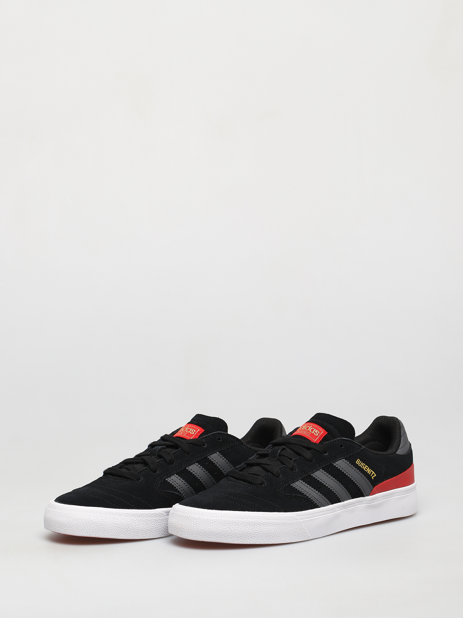 adidas Busenitz Vulc II Cipők (cblack/dgsogr/vivred)