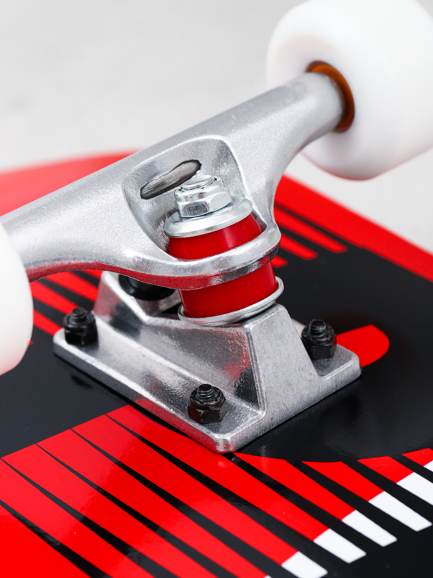 Pizza Skateboards Speedy Komplett gördeszka (red/white/green)