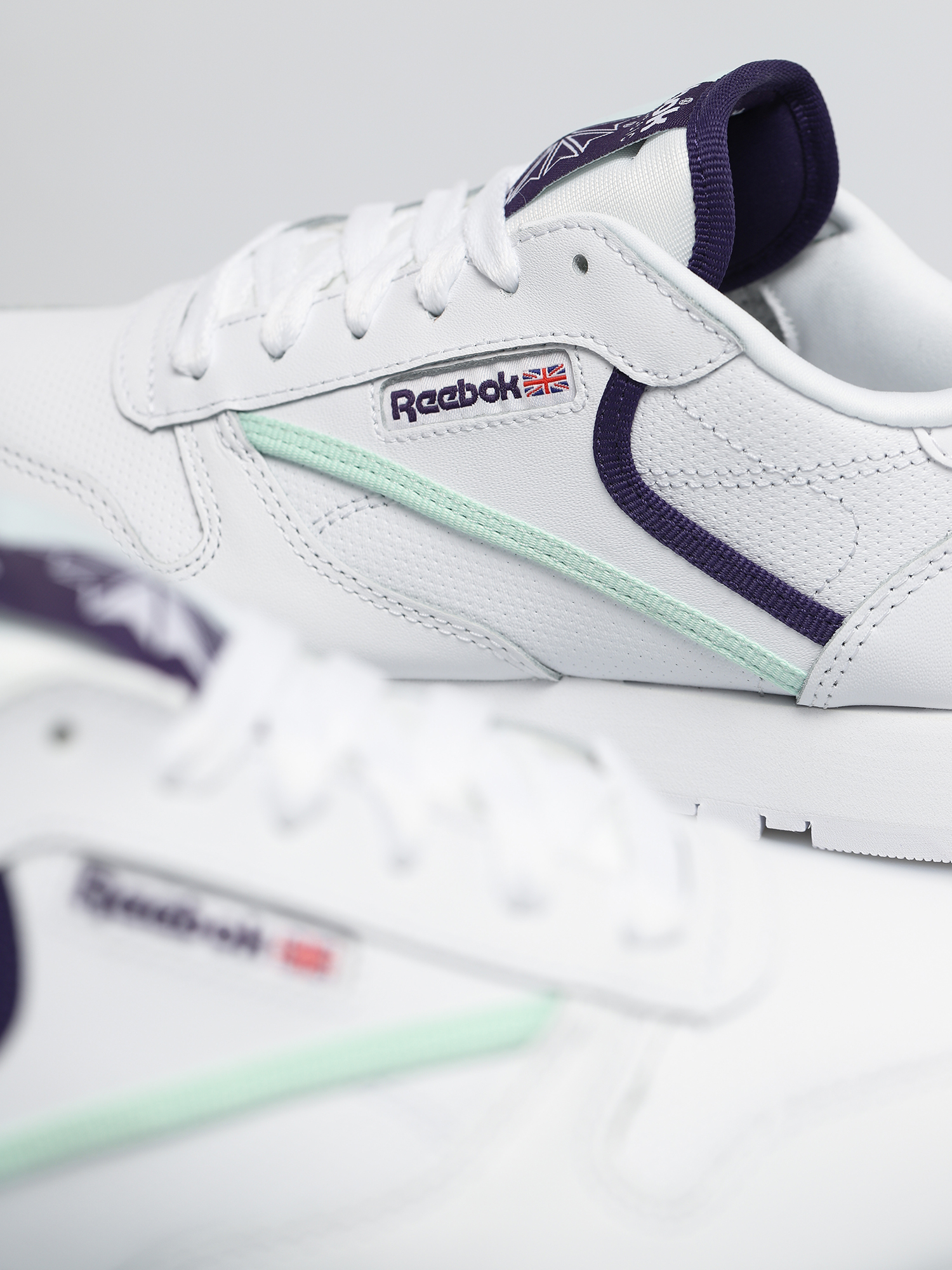 Reebok Cl Lthr Wmn Cipők (cblack/carbon/vecred)