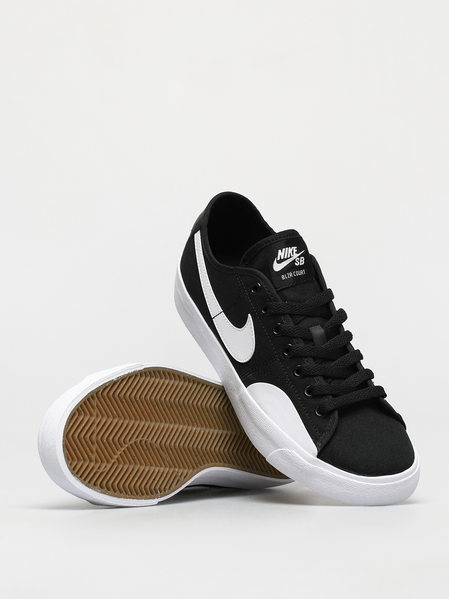 Nike SB Blazer Court Cipők (black/white black gum light brown)