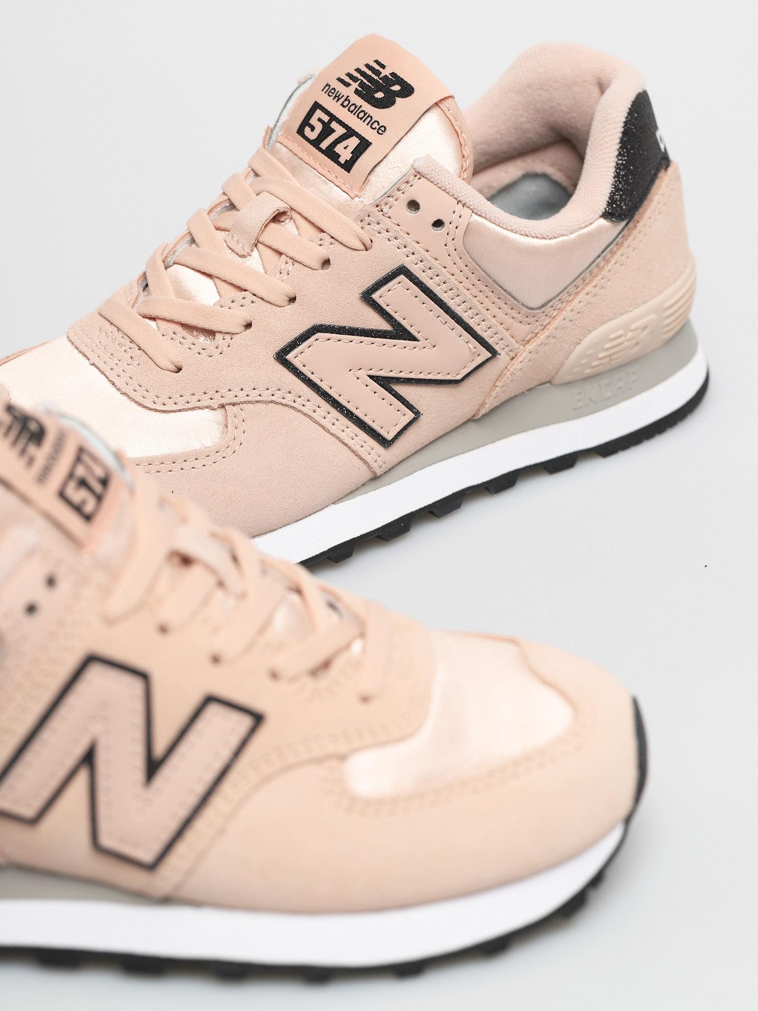 New Balance 574 Wmn Cipők (rosewater)
