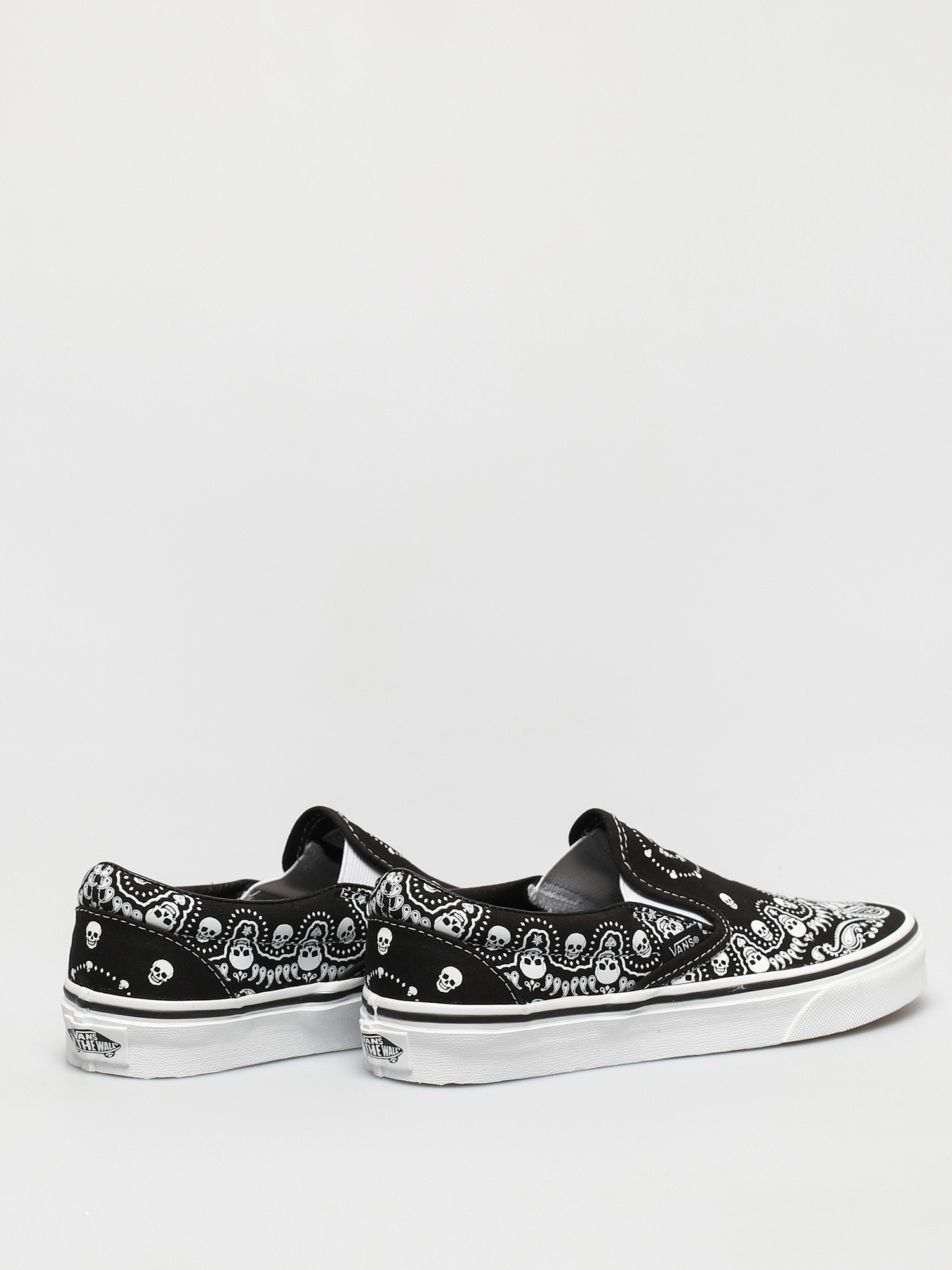 Vans Classic Slip On Cipők (bandana black/true white)