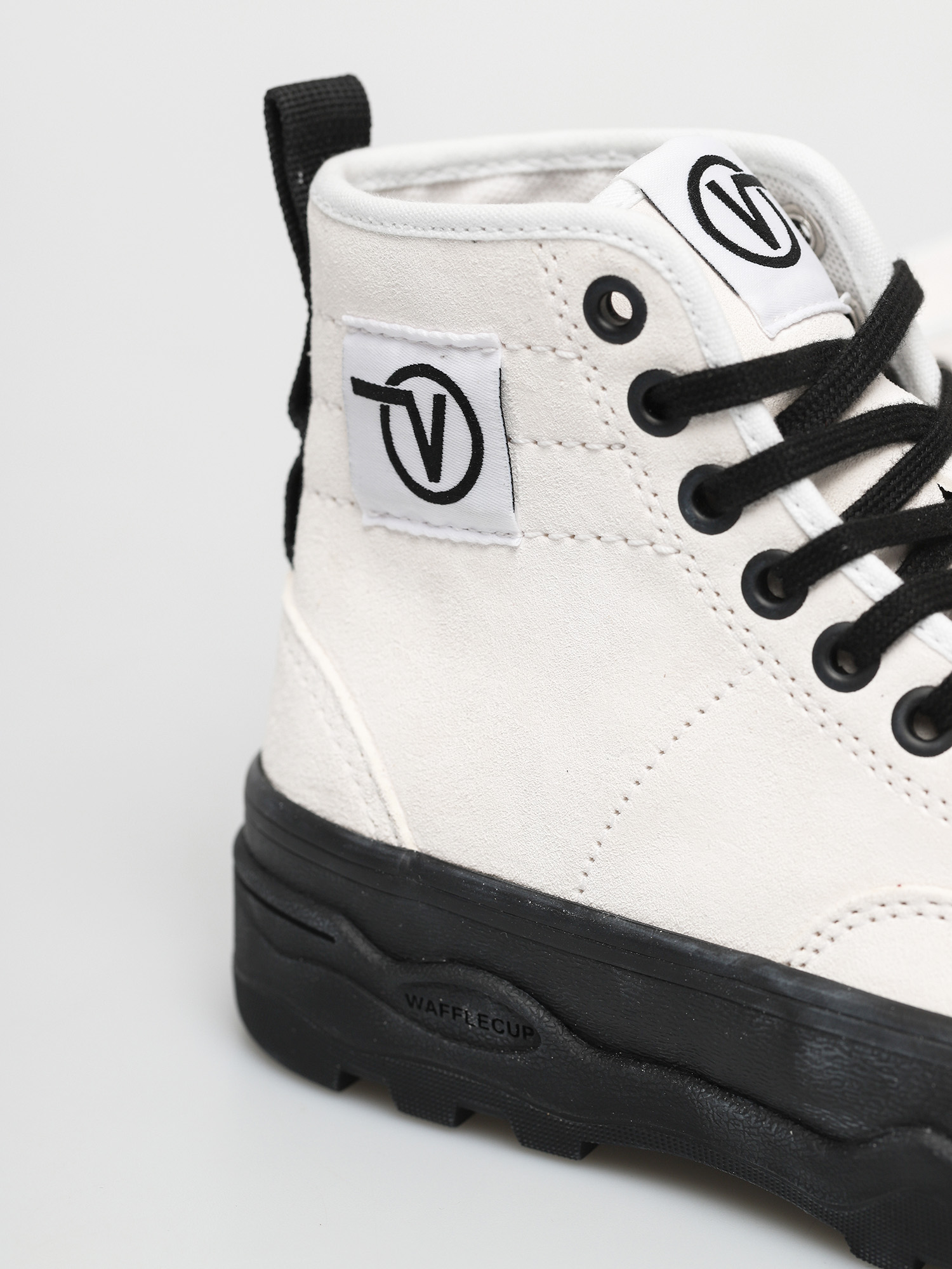 Vans Sentry Wc Cipők (suede true white/black)