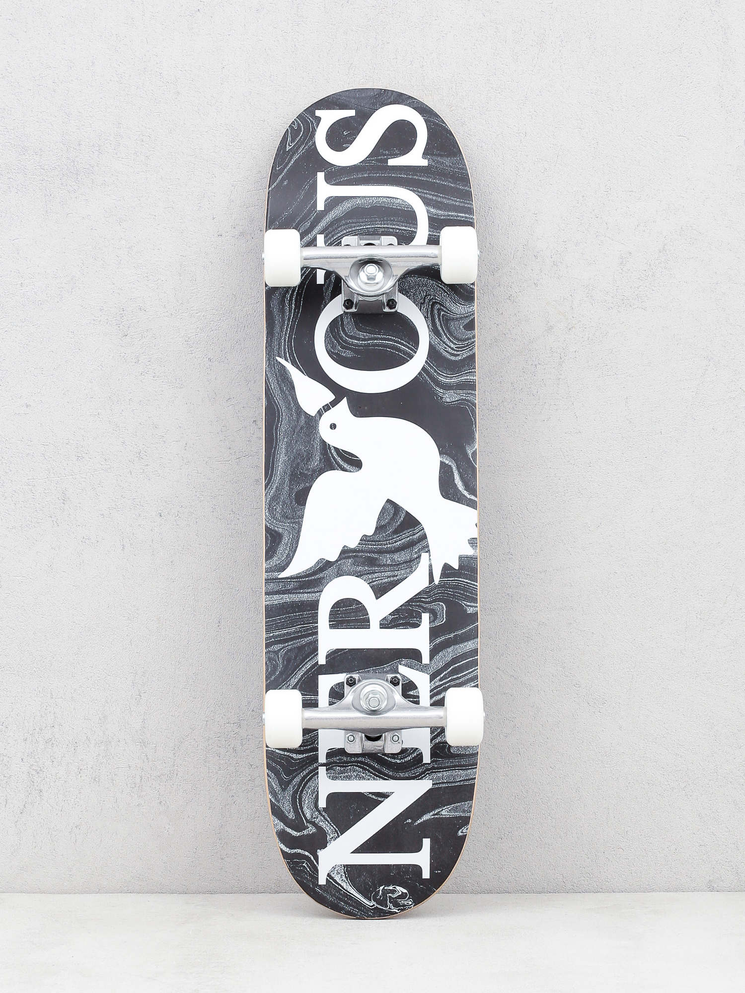 Nervous Classic Logo Komplett gördeszka (black)