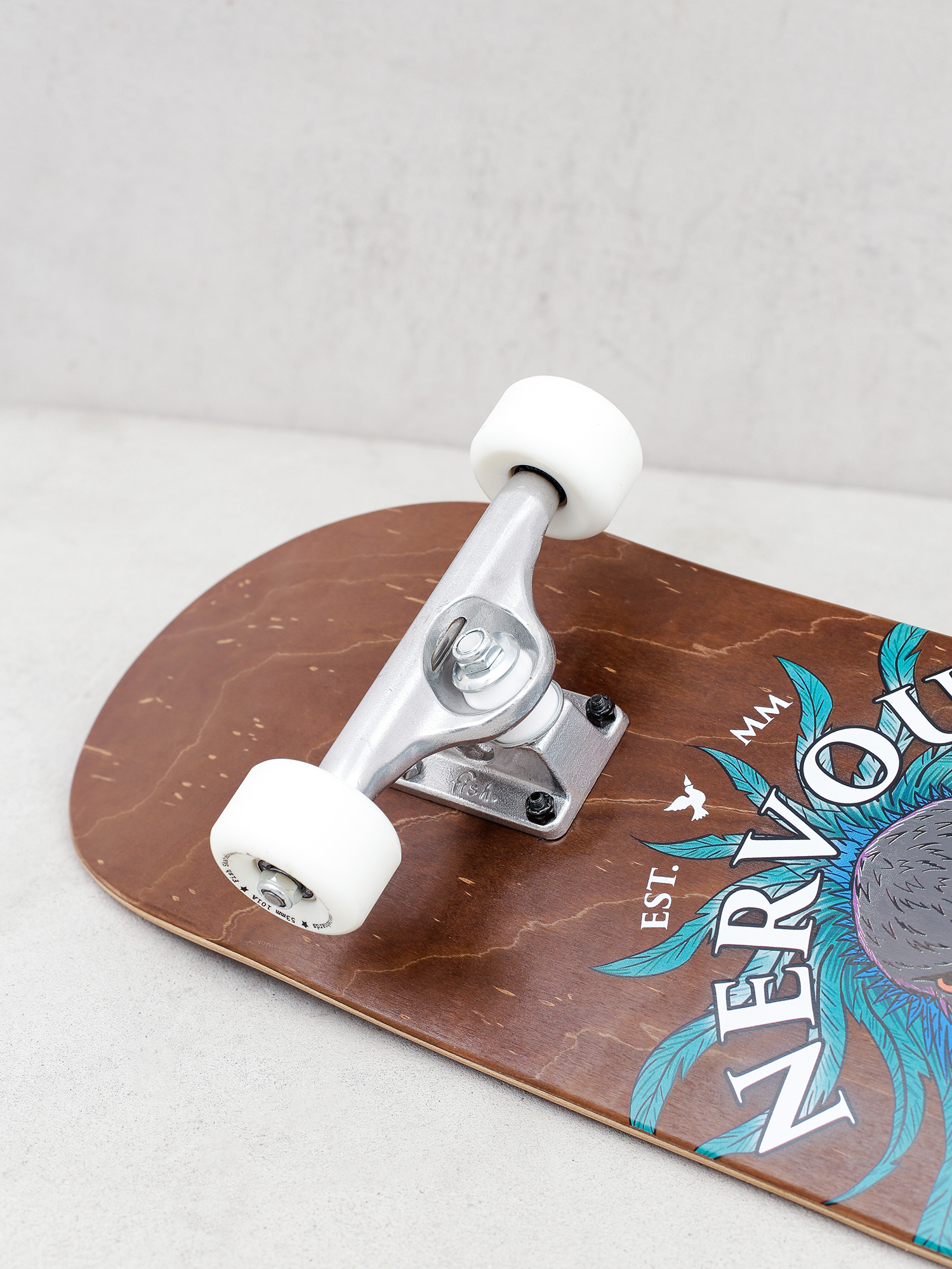 Nervous Lion Logo Komplett gördeszka (brown)