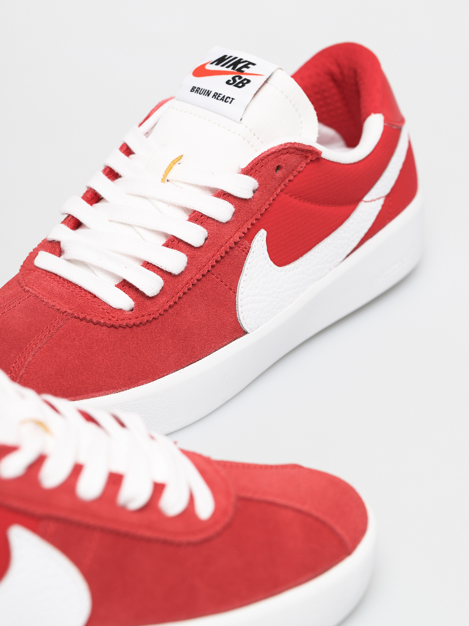 Nike SB Bruin React Cipők (university red/white university red)