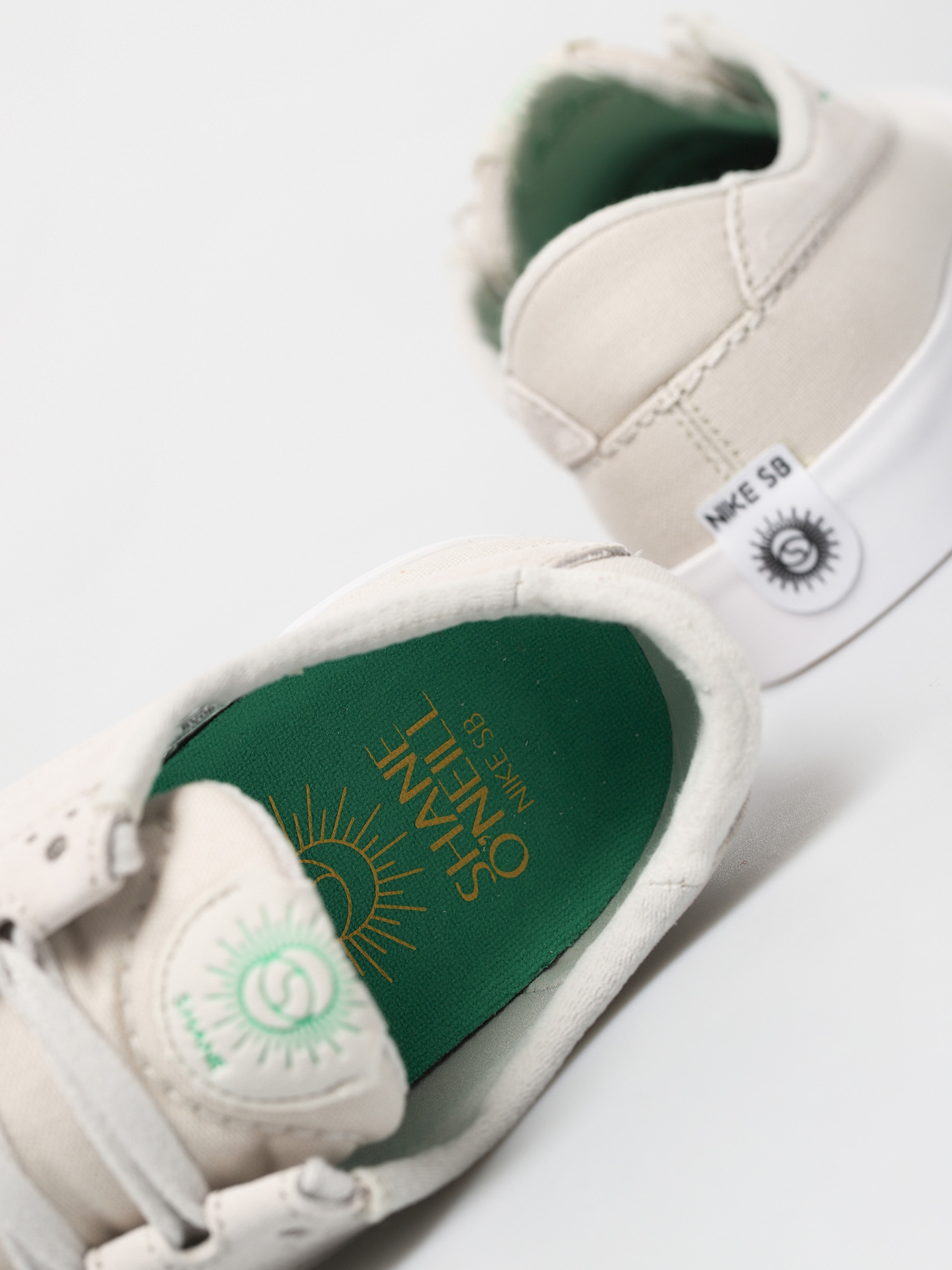 Nike SB Shane Cipők (summit white/lucky green university gold)