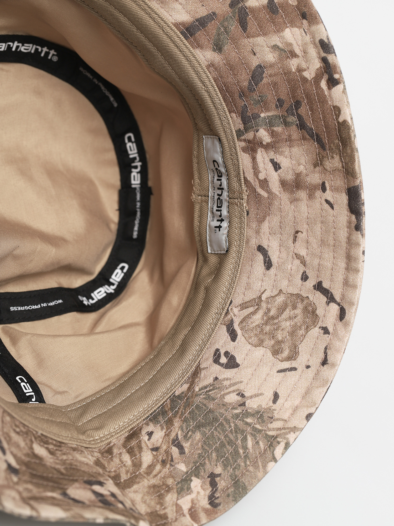 Carhartt WIP Script Kalap (camo combi desert/white)