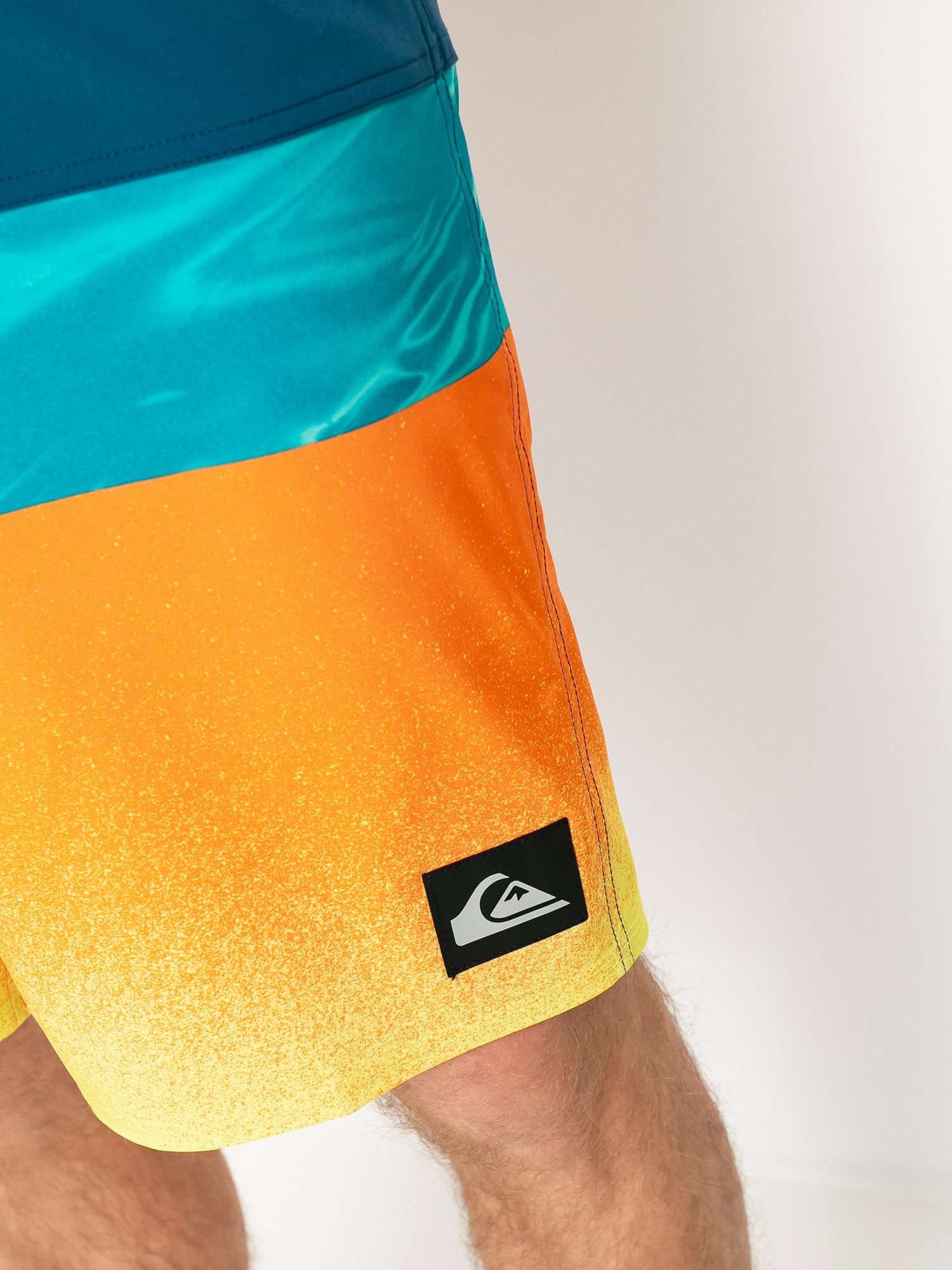 Quiksilver Highline Hold Down 18 Boardshort (majolica blue)