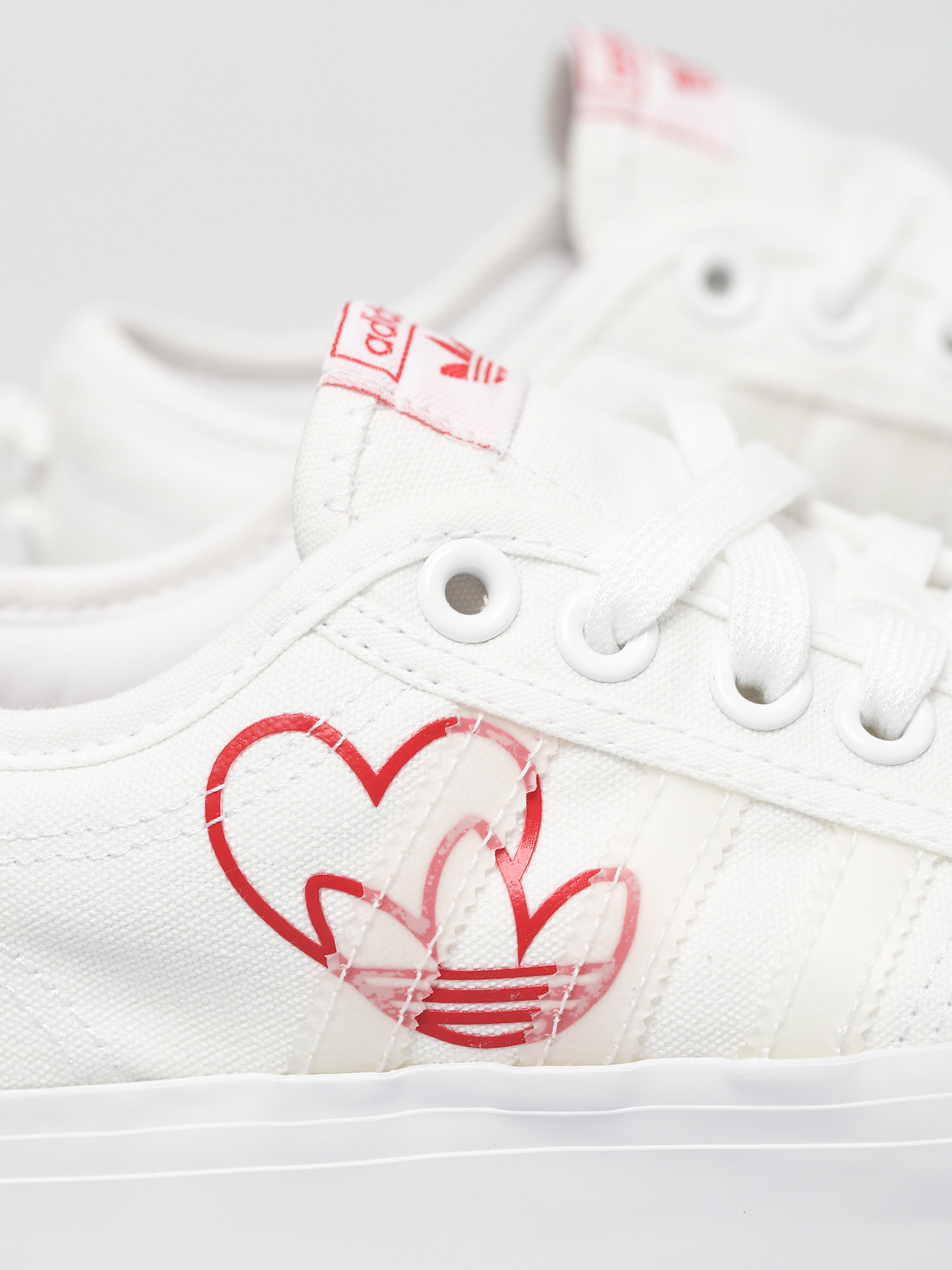 adidas Originals Nizza Platform Wmn Cipők (ftwwht/vivred/gumm2)