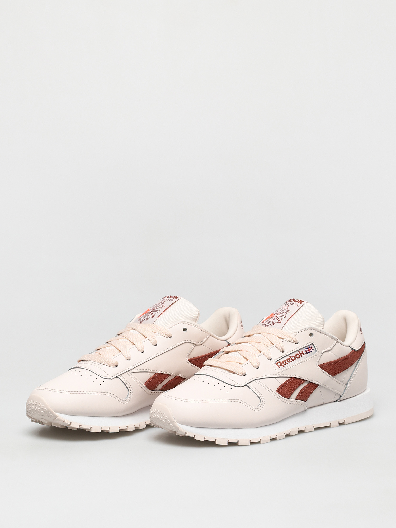 Reebok Cl Lthr Wmn Cipők (cerpnk/white/bakear)