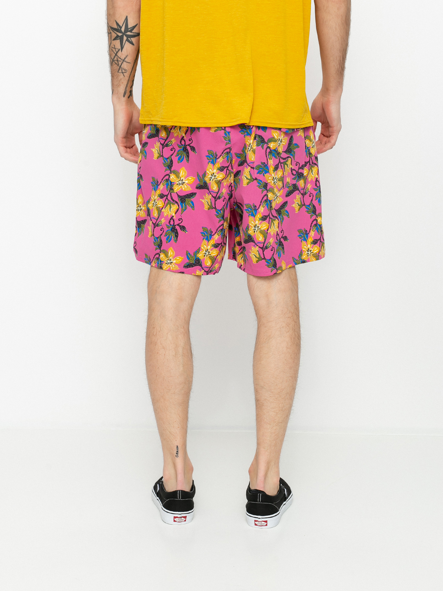 Patagonia Stretch Wavefarer Volley Shorts 16in Boardshort (squash blossom/marble pink)