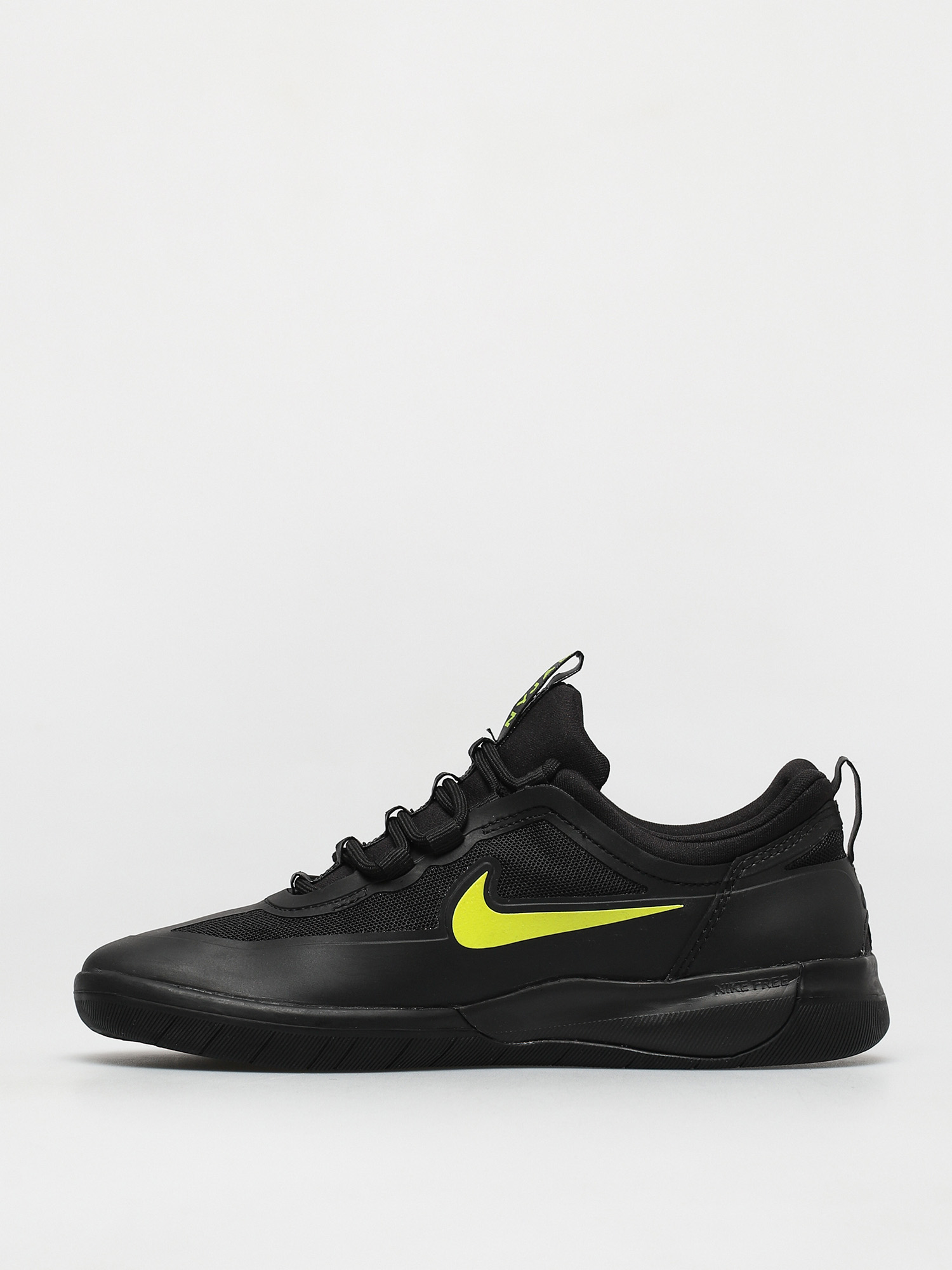 Nike SB Nyjah Free 2 Cipők (black/cyber black black)