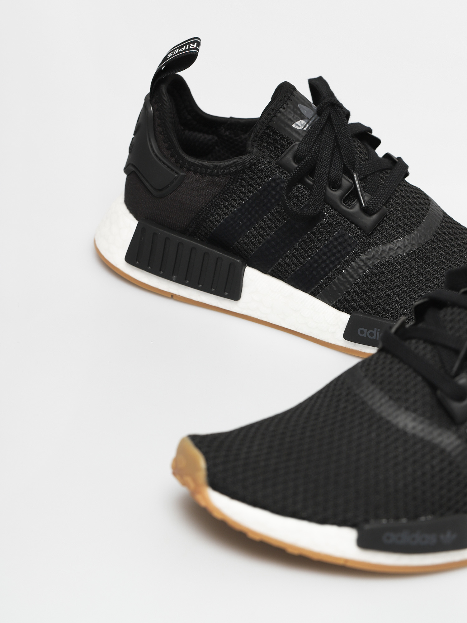 adidas Originals Nmd R1 Cipők (cblack/cblack/ftwwht)