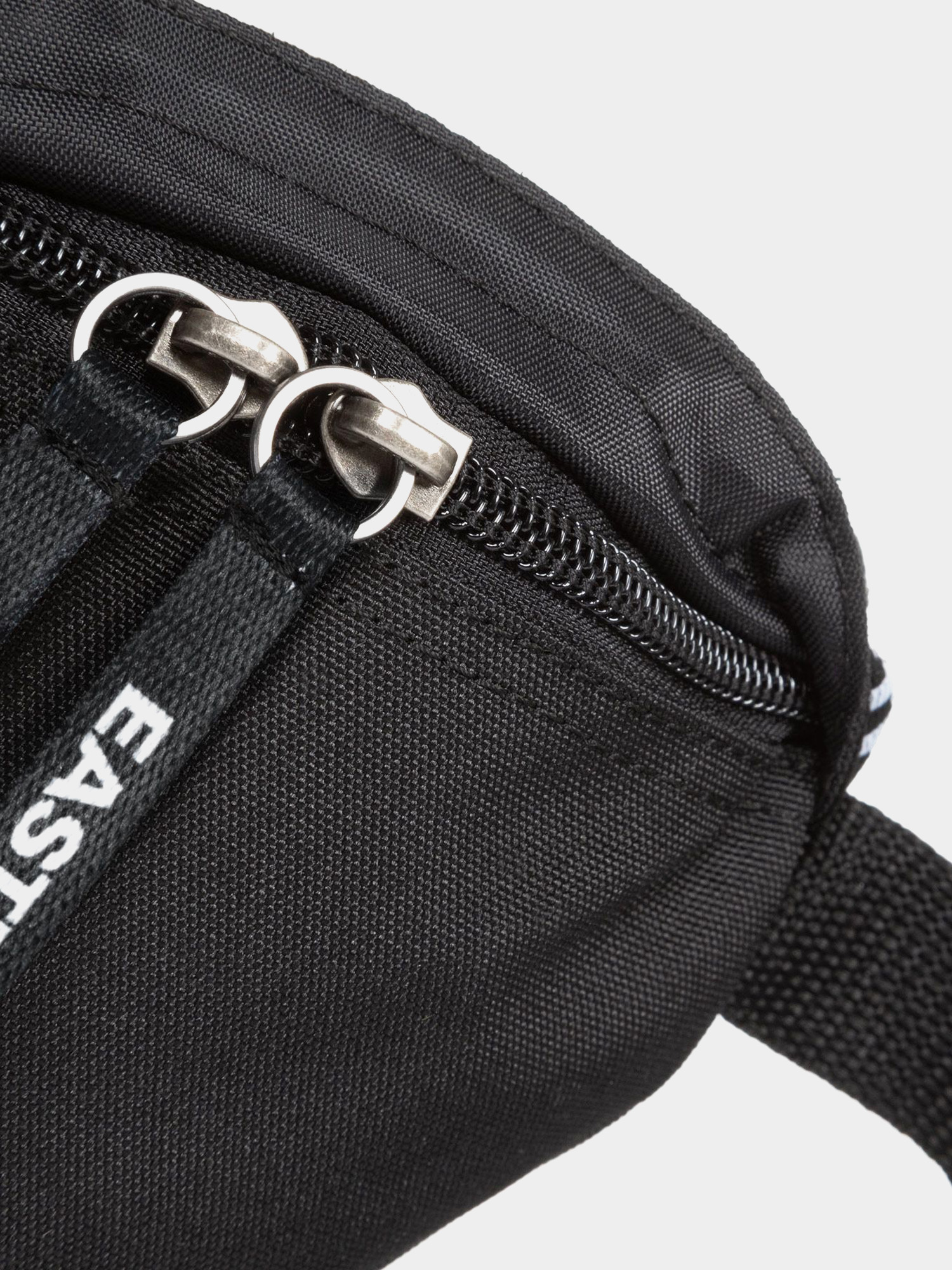 Eastpak Springer Övtáska (bold puller black)