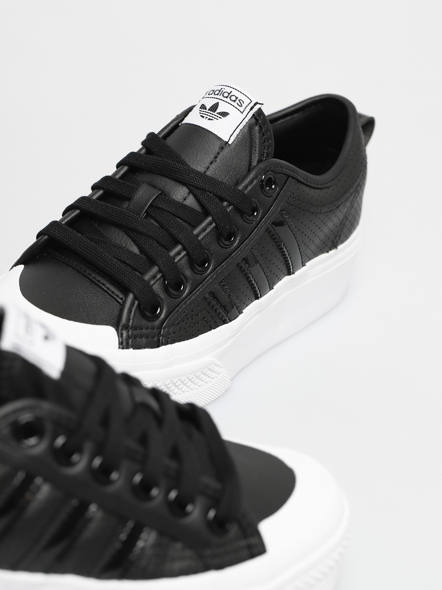 adidas Originals Cipők Nizza Platform Wmn (cblack/cblack/ftwwht)