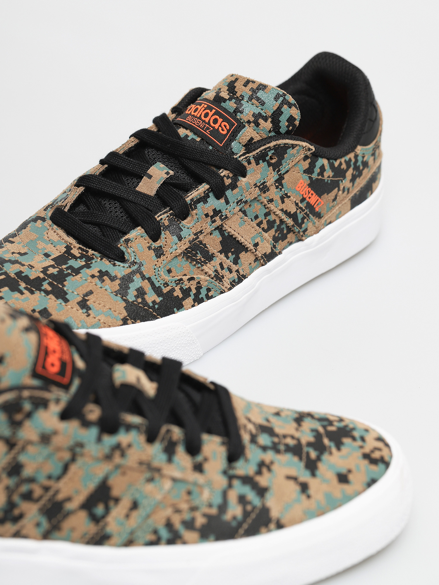 adidas Busenitz Vulc II Cipők (cblack/cardbo/ftwwht)
