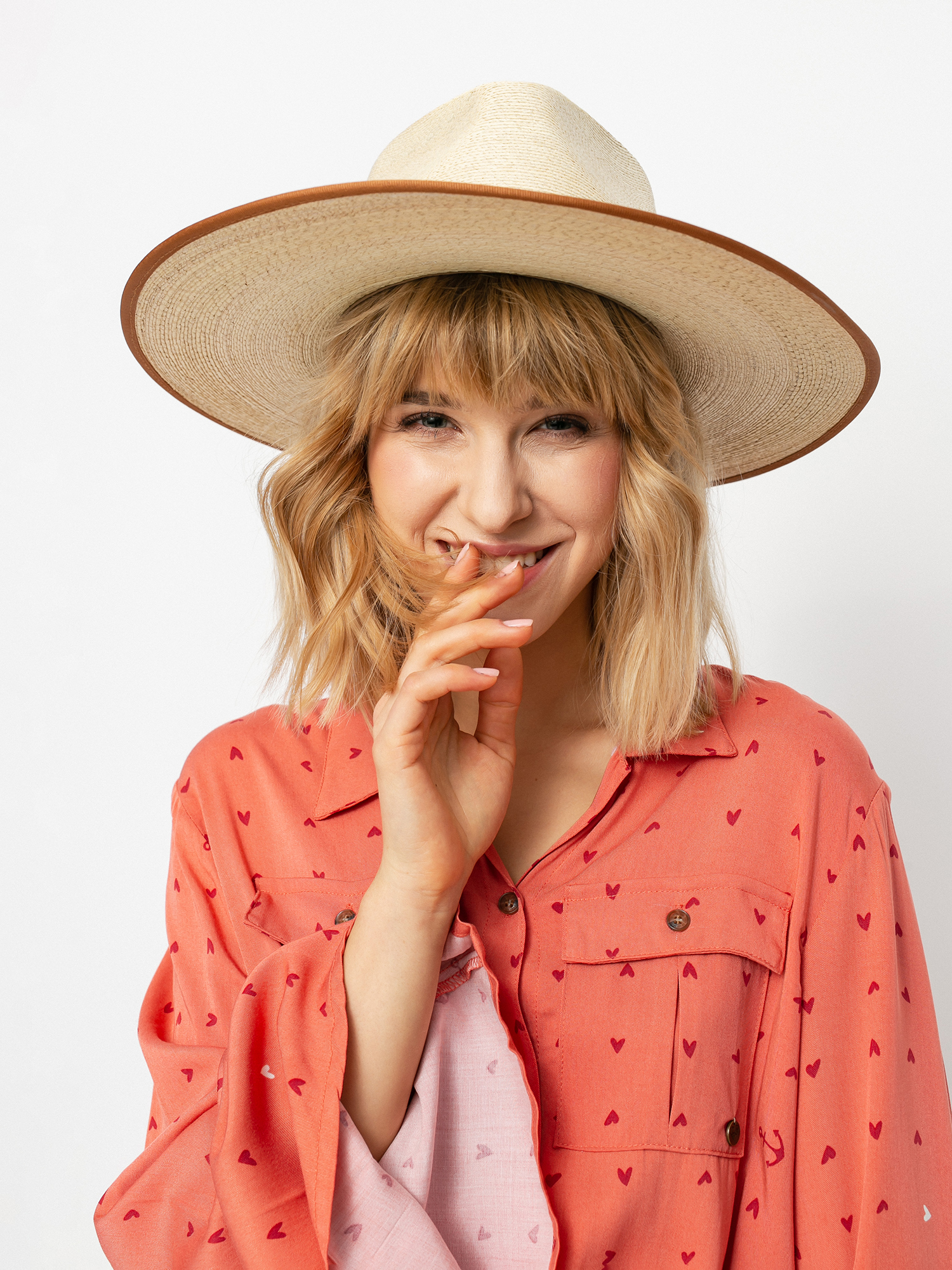 Femi Stories Adila Wmn Ing (rlv)