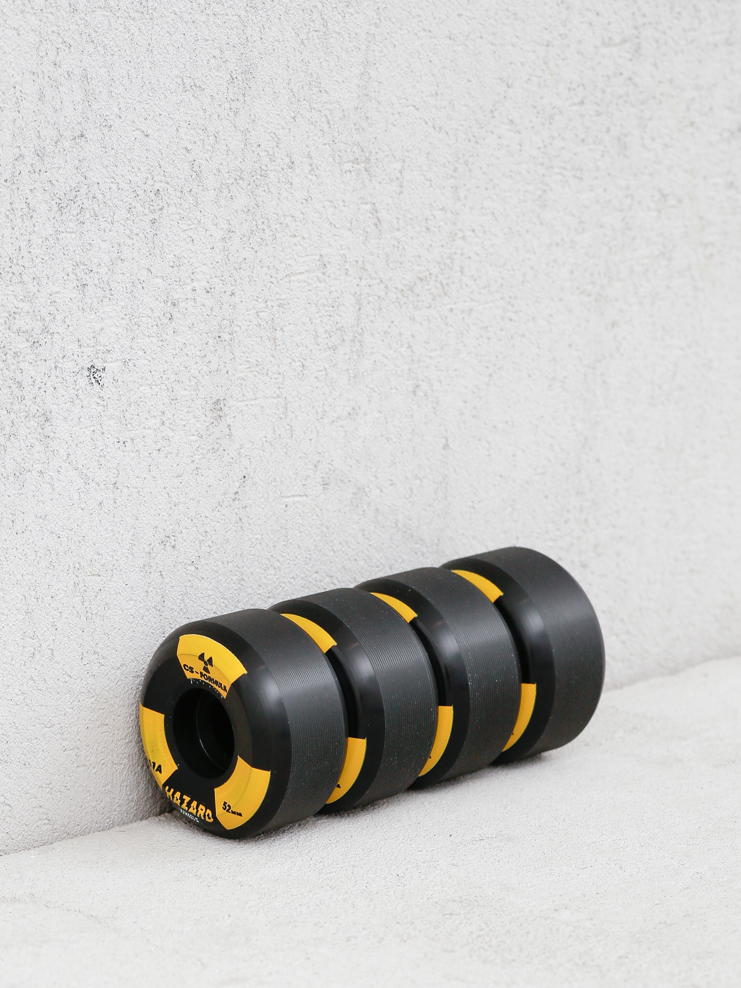 Hazard Radioactive City Street Gördeszka kerék (black)