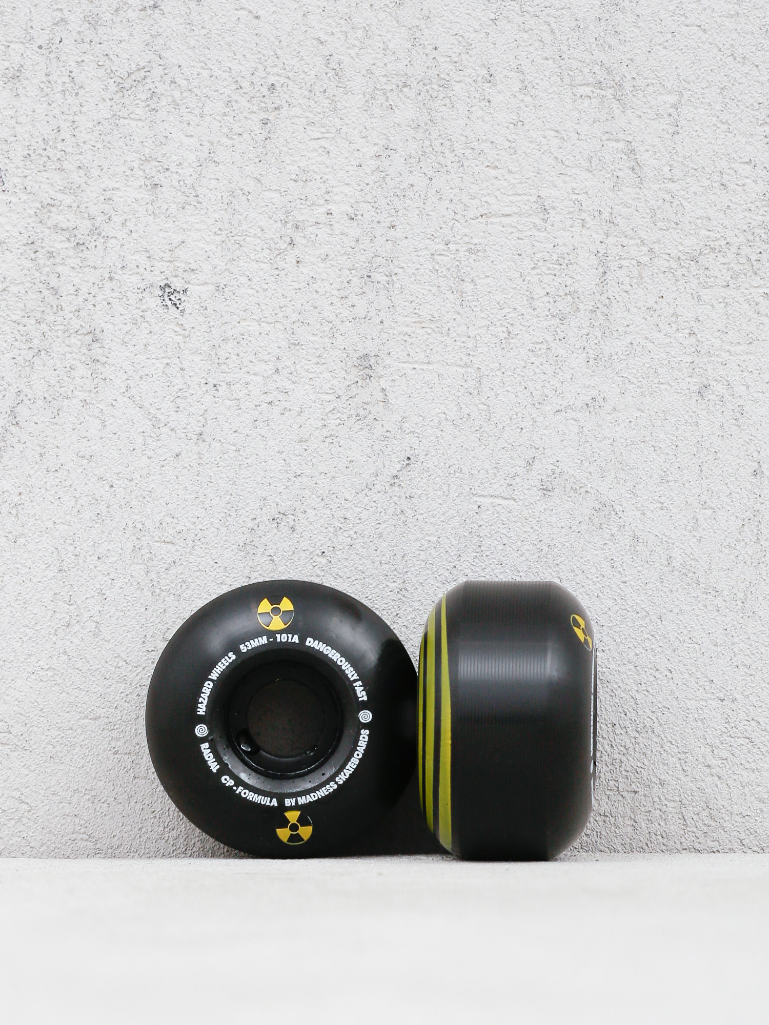 Hazard Swirl City Park Gördeszka kerék (black)