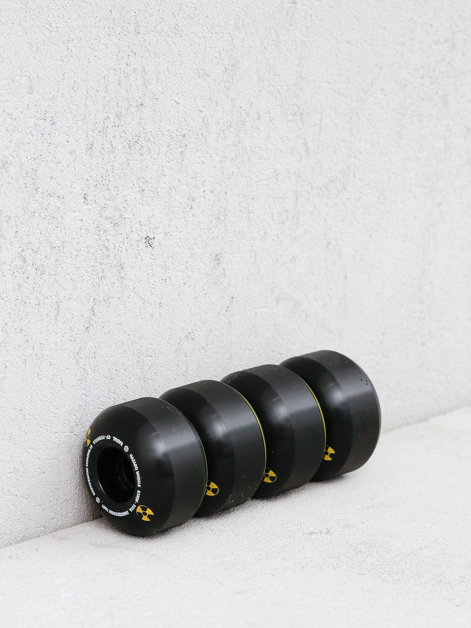 Hazard Swirl City Park Gördeszka kerék (black)