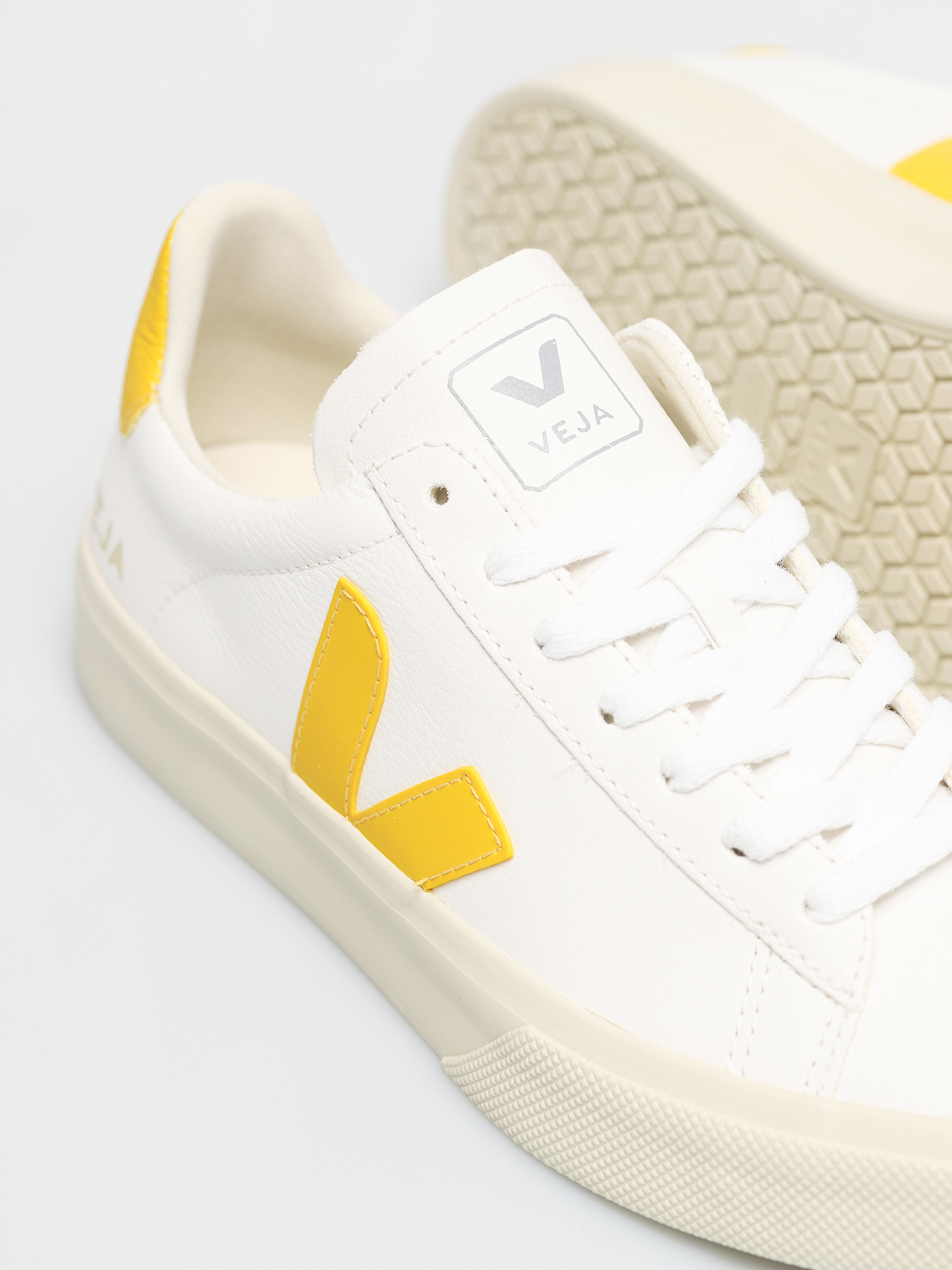 Veja Campo Wmn Cipők (chromefree leather extra white tonic)