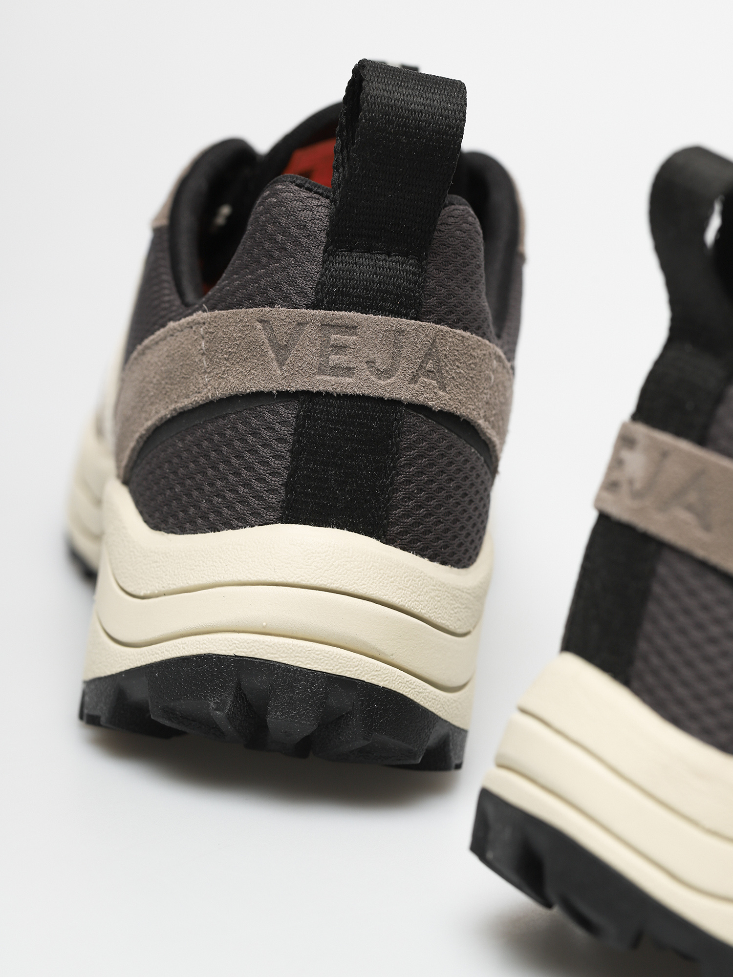 Veja Venturi Cipők (alveomesh grafite moonrock)