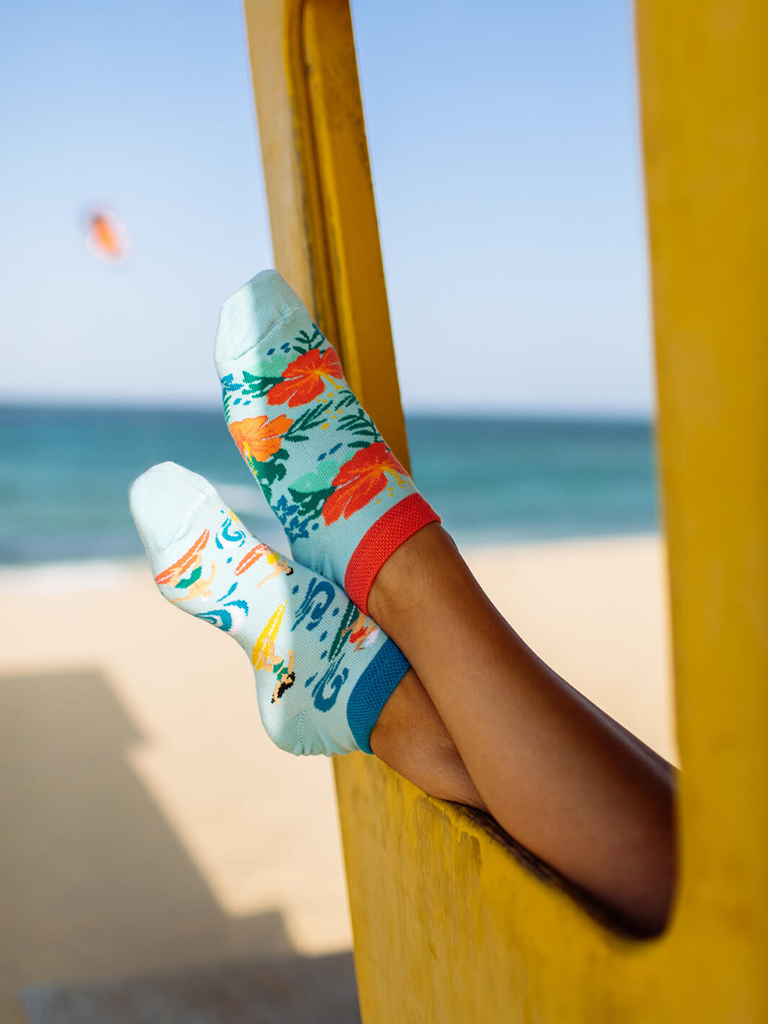 Many Mornings Aloha Vibes Low Zokni (blue/multi)