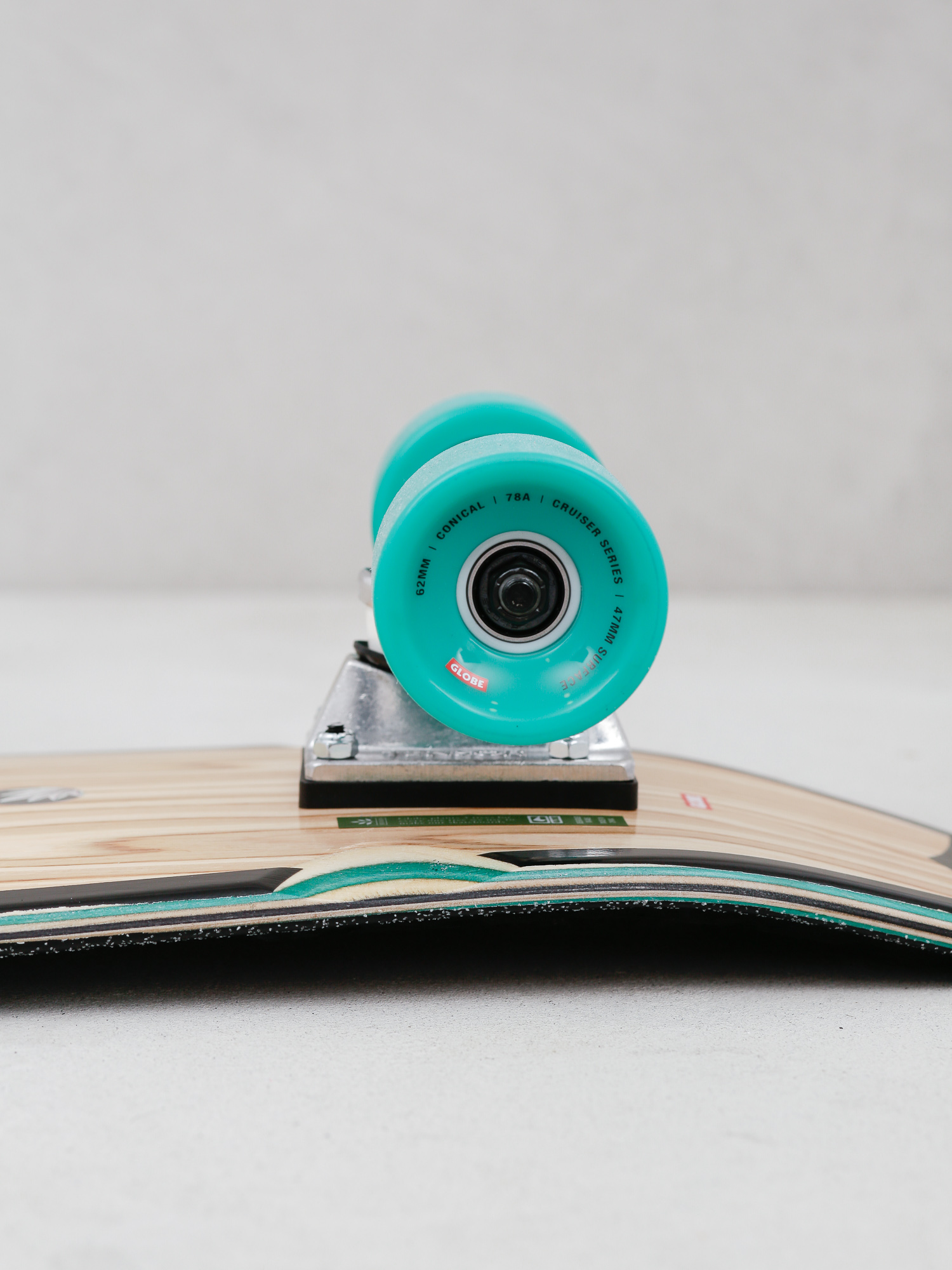 Globe Sun City Cruiser (olivewood/neon jungle)