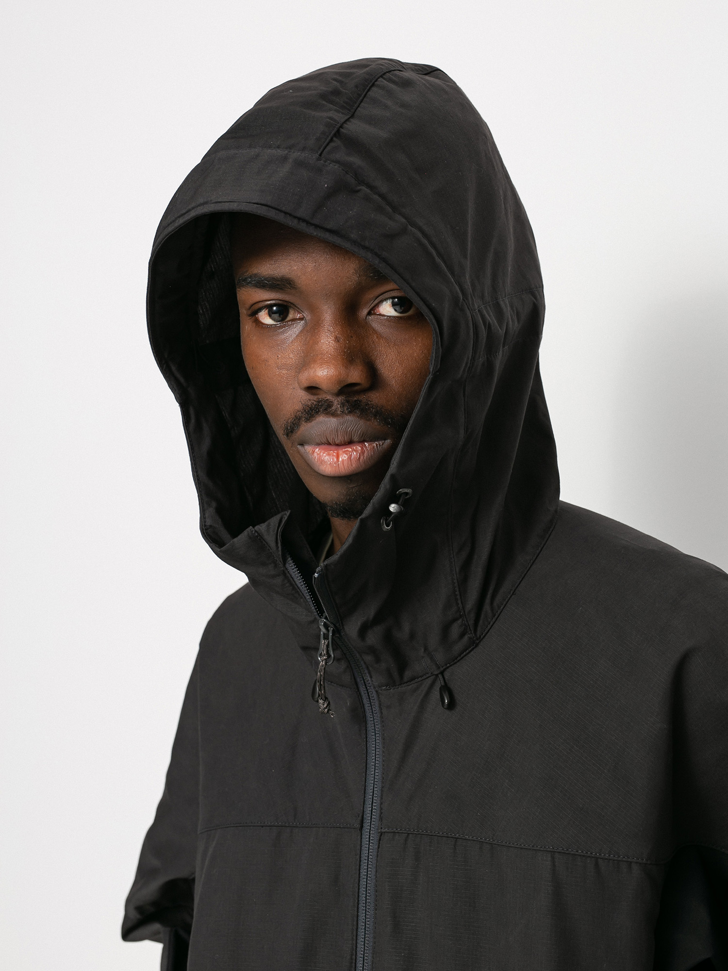 Fjallraven Abisko Lite Trekking Dzseki (dark grey black)