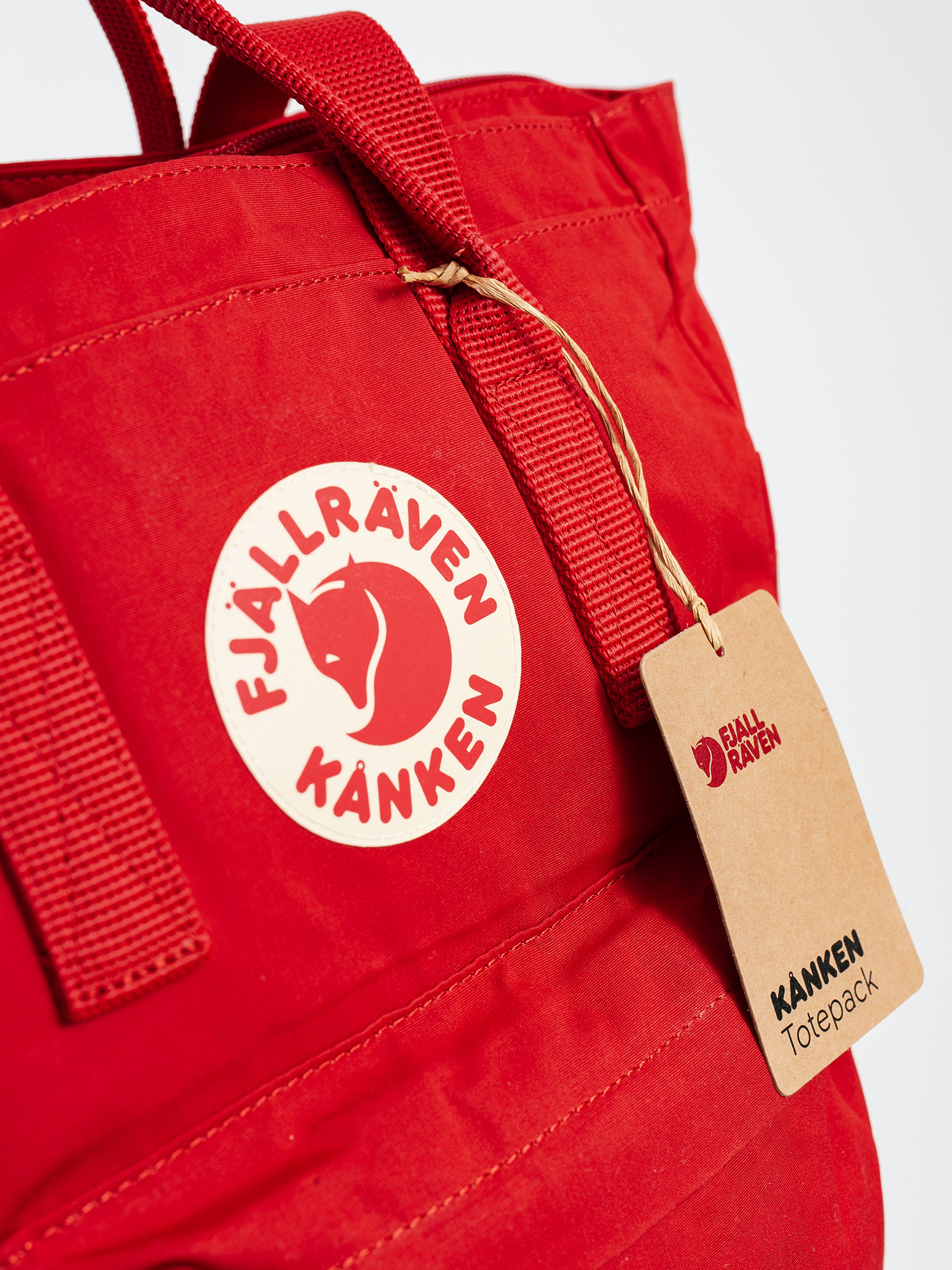 Fjallraven Kanken Totepack Kézitáska (true red)