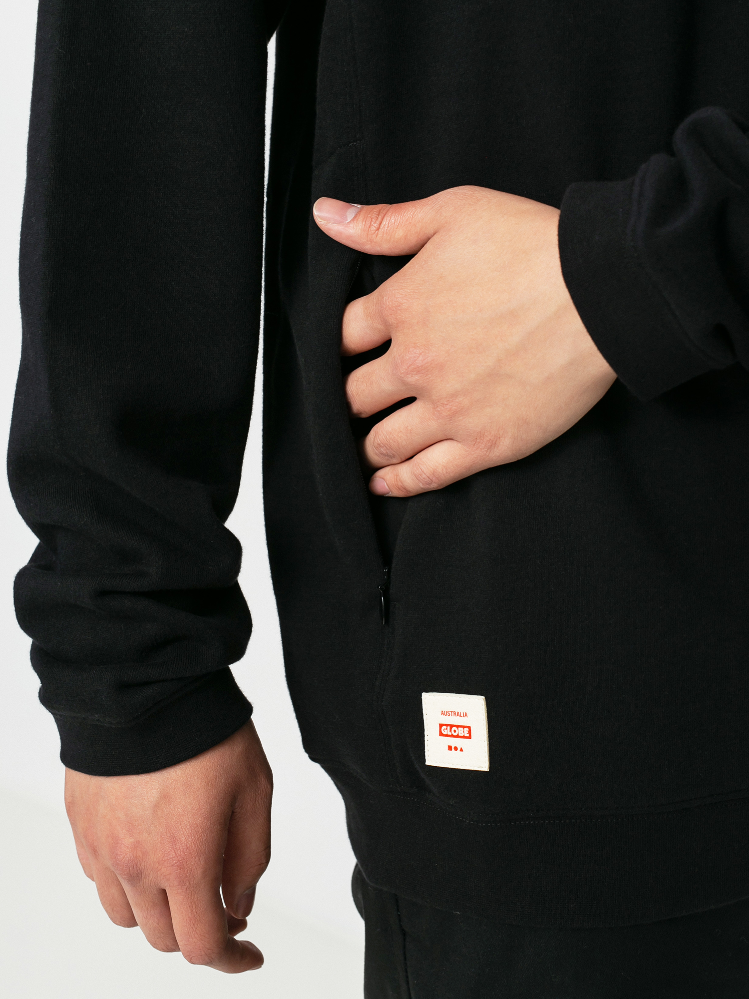 Globe Traveller Crew Pulóver (black)