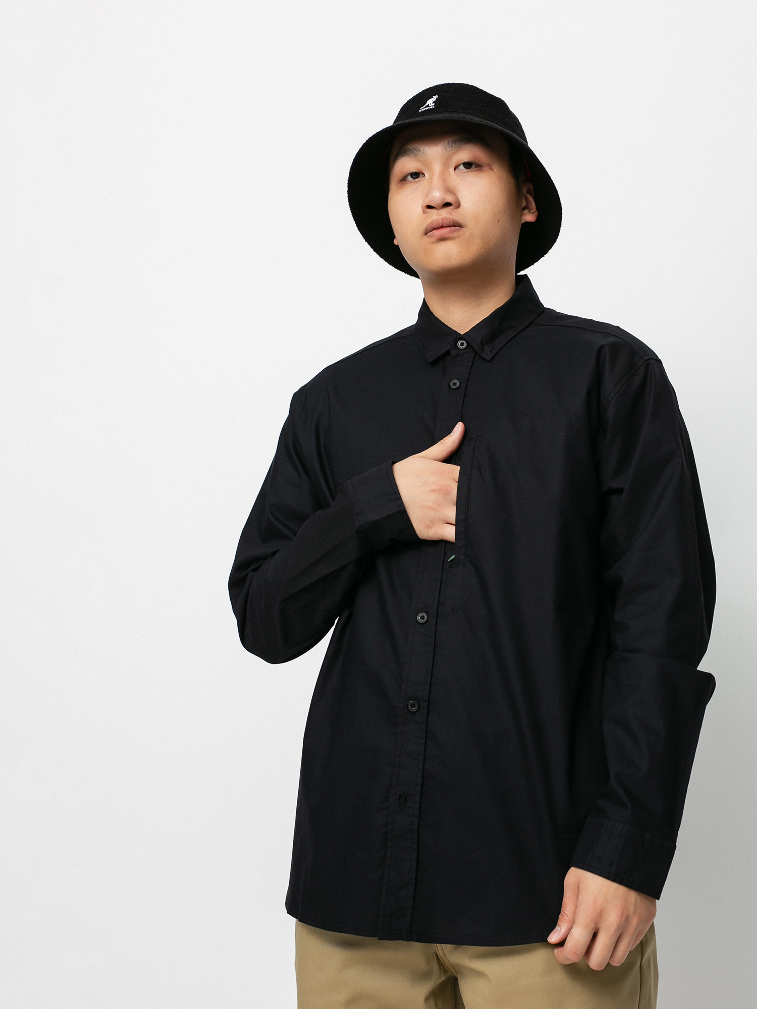 Globe Foundation Ls Ing (black)