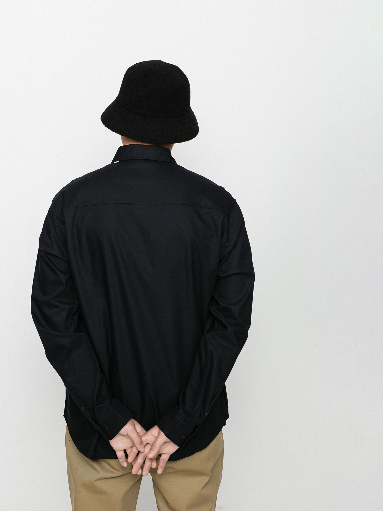 Globe Foundation Ls Ing (black)