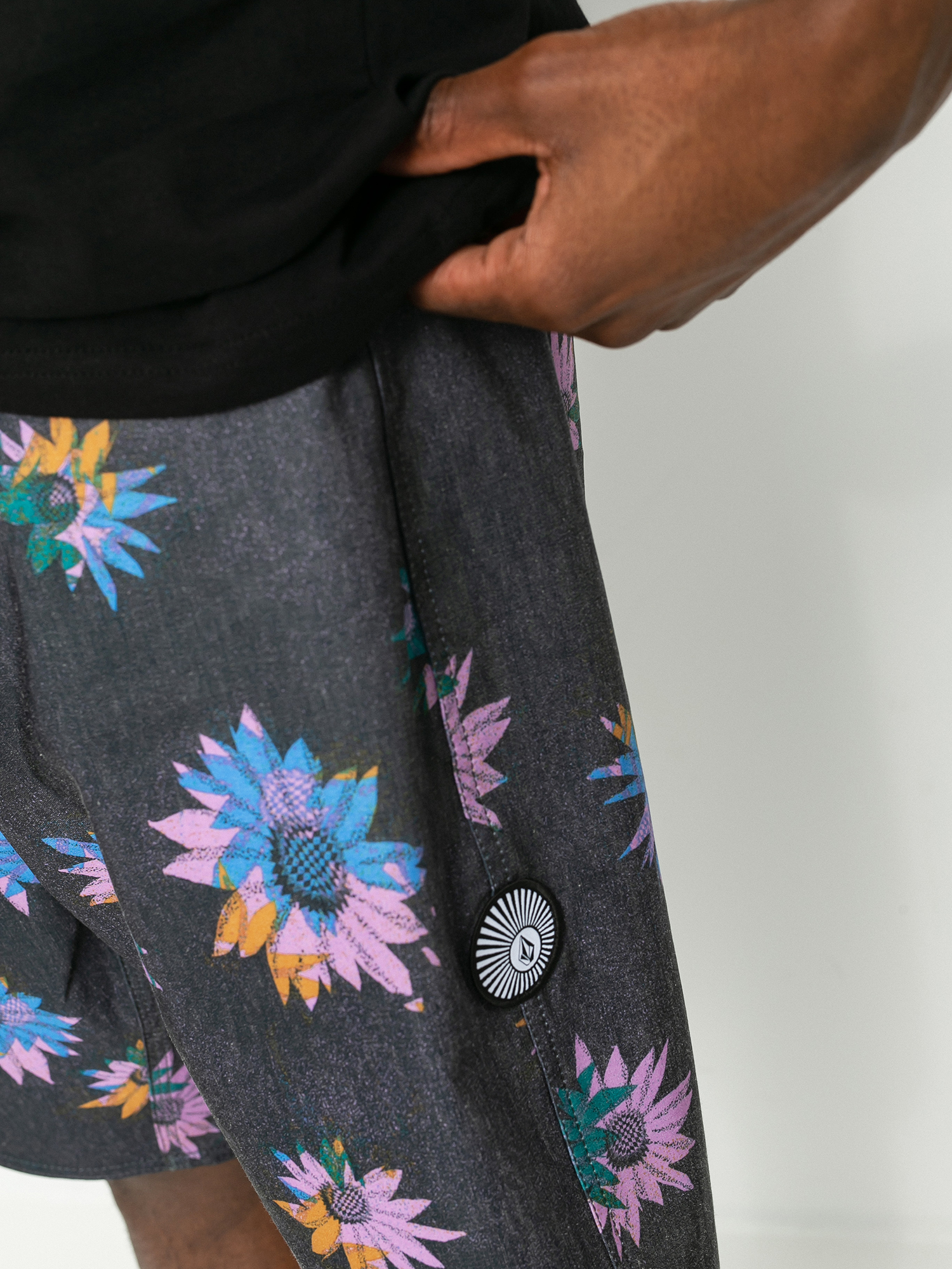 Volcom Natural Visions Stoney 19 Boardshort (black)