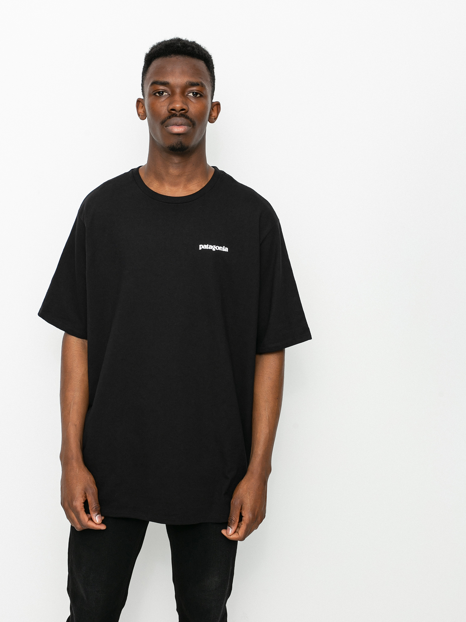 Patagonia P6 Logo Responsibili Ujjatlan felső (black)