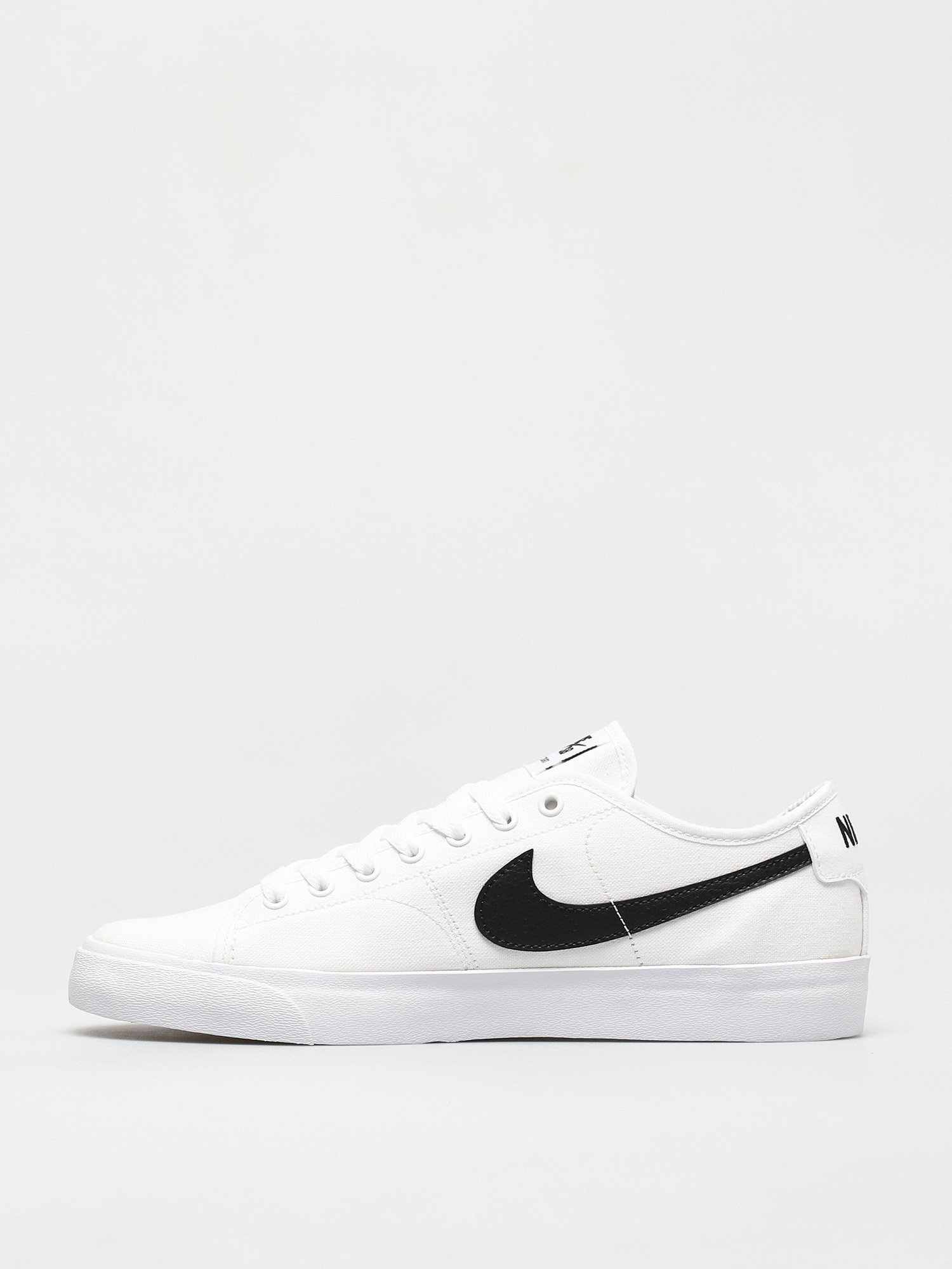 Nike SB Blazer Court Cipők (white/black white black)