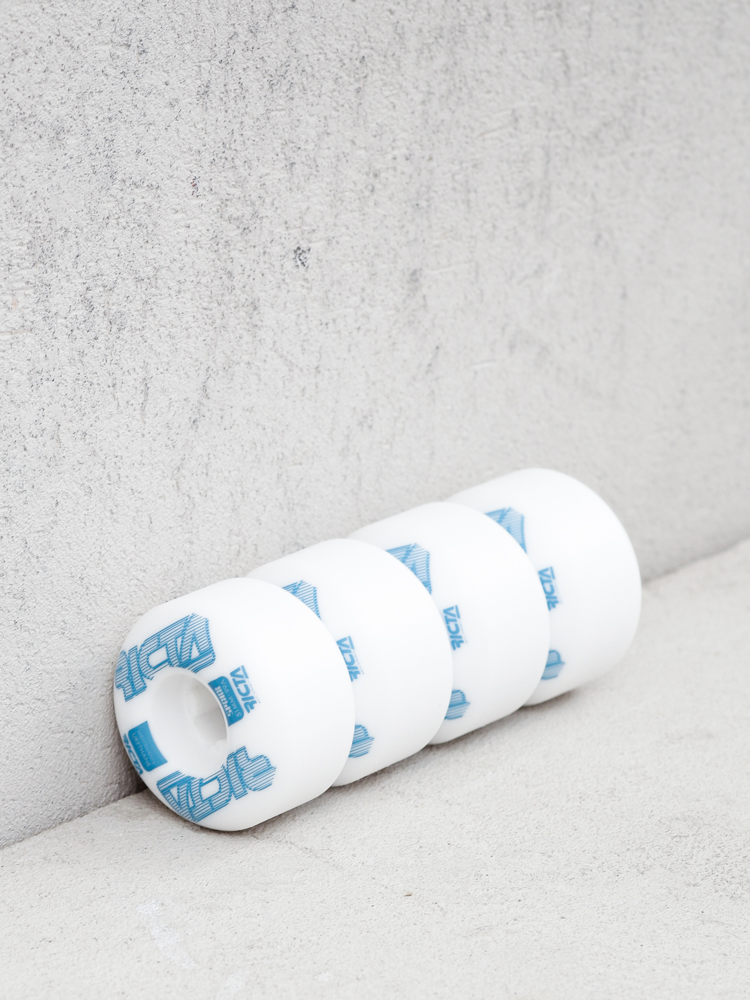 Ricta Framework Sparx Gördeszka kerék (white/blue)