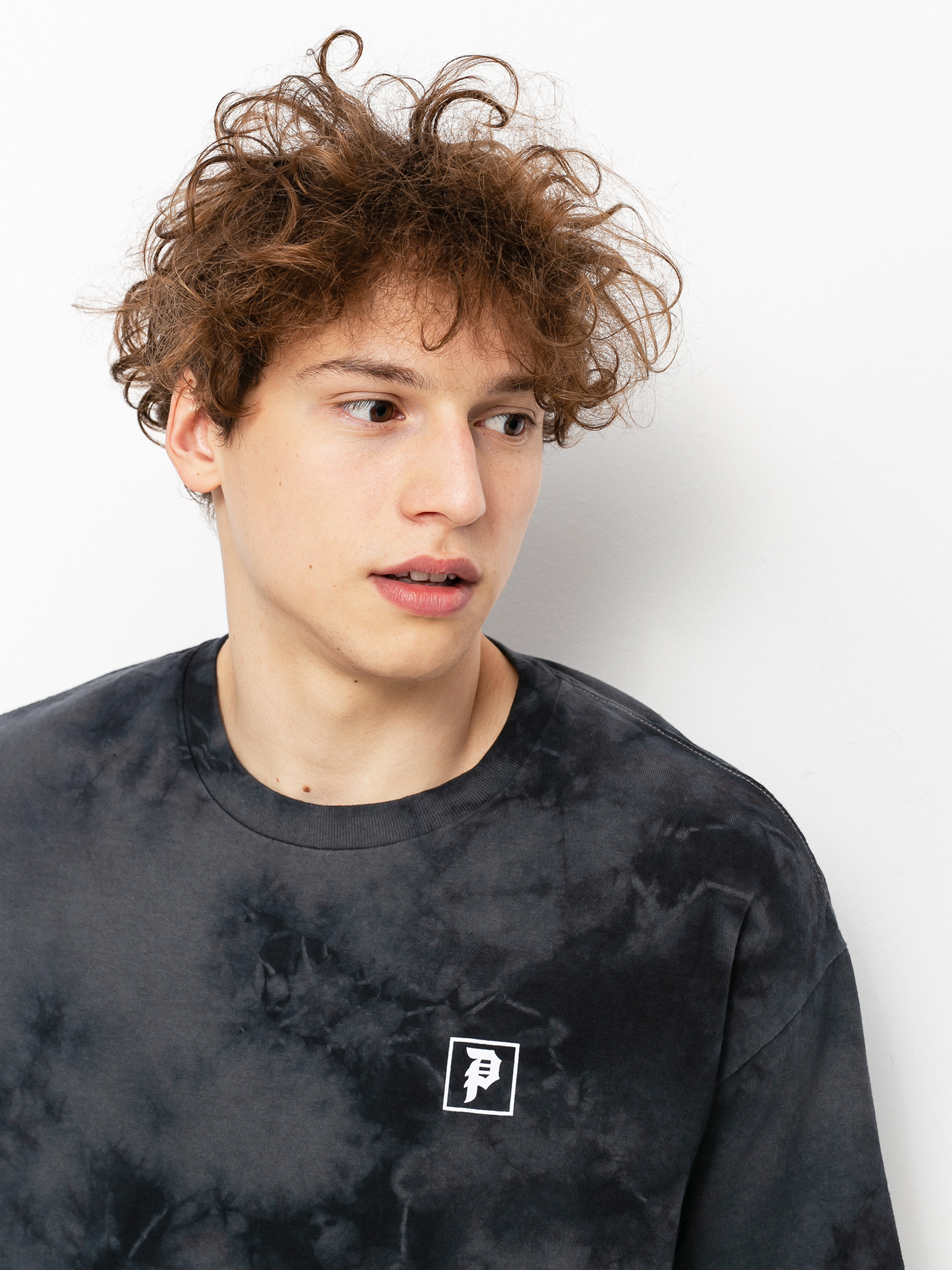 Primitive Venom Washed Ujjatlan felső (black)