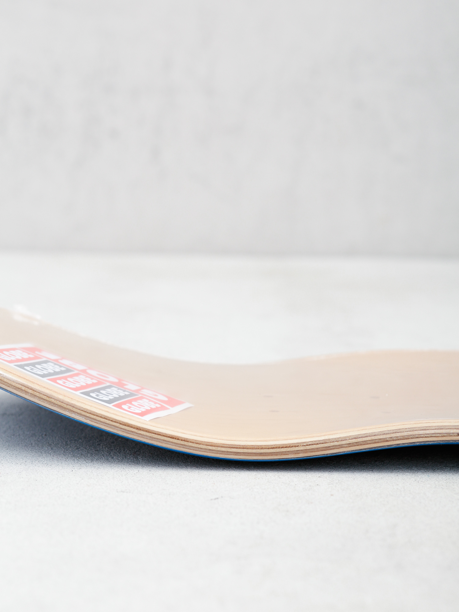 Globe Goodstock Gördeszka lap (neon blue)