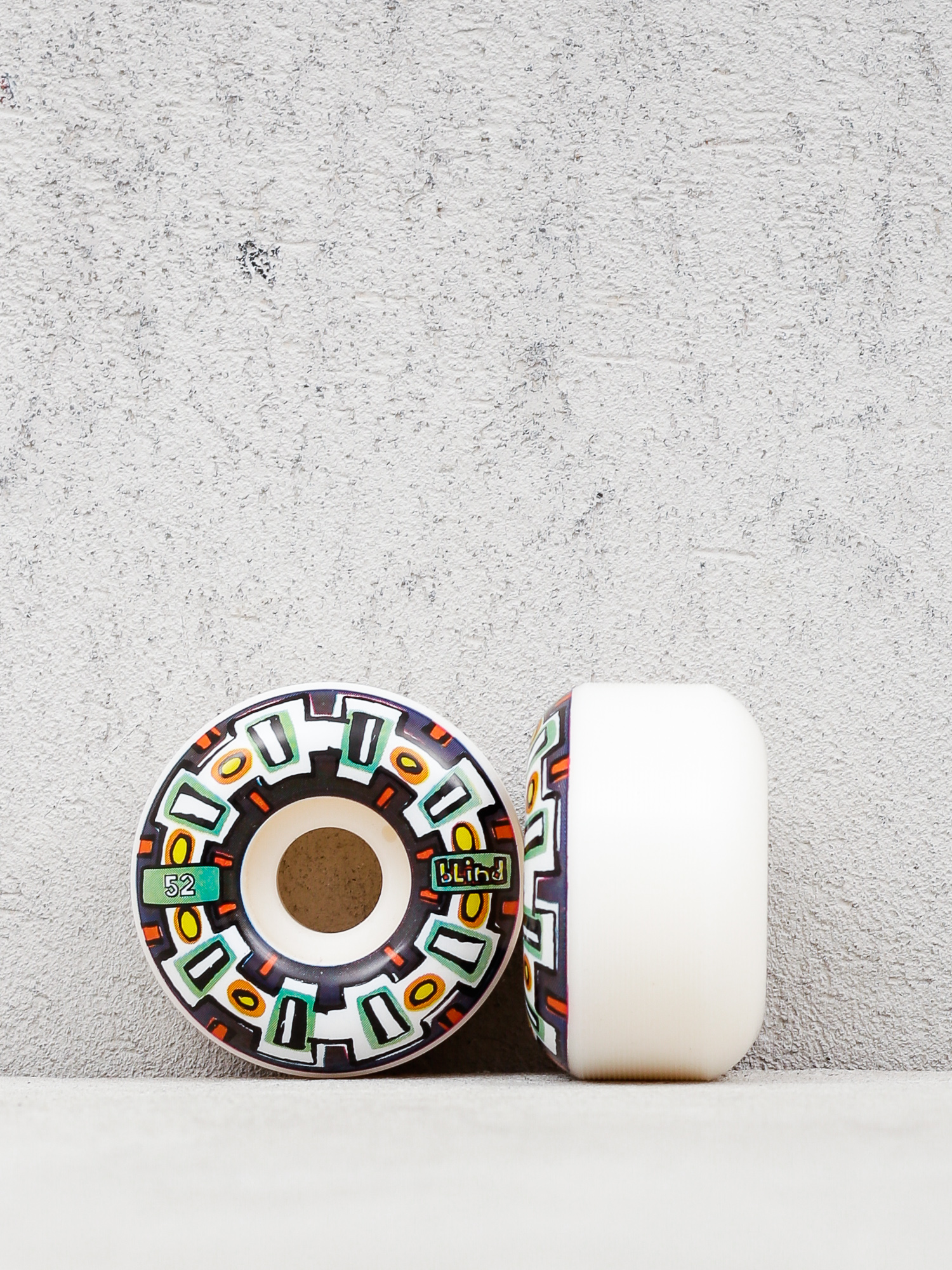 Blind Round Space V2 Gördeszka kerék (navy)