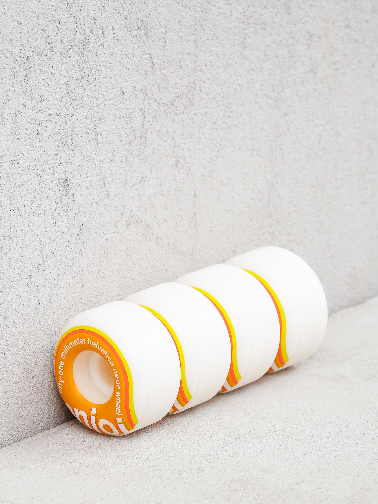 Enjoi Helvetica Neue Gördeszka kerék (orange)