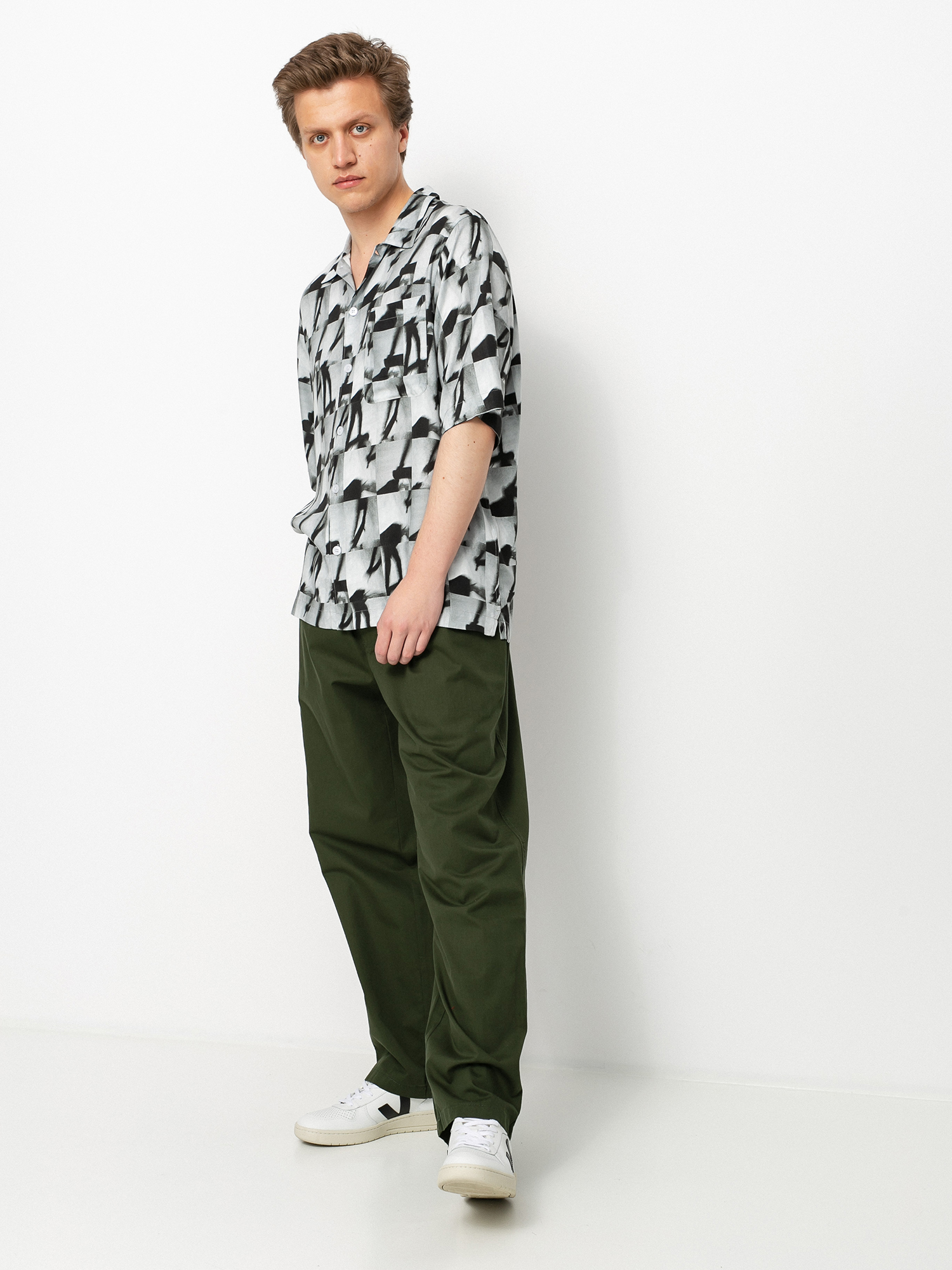 Polar Skate Sequence Art Ing (black)