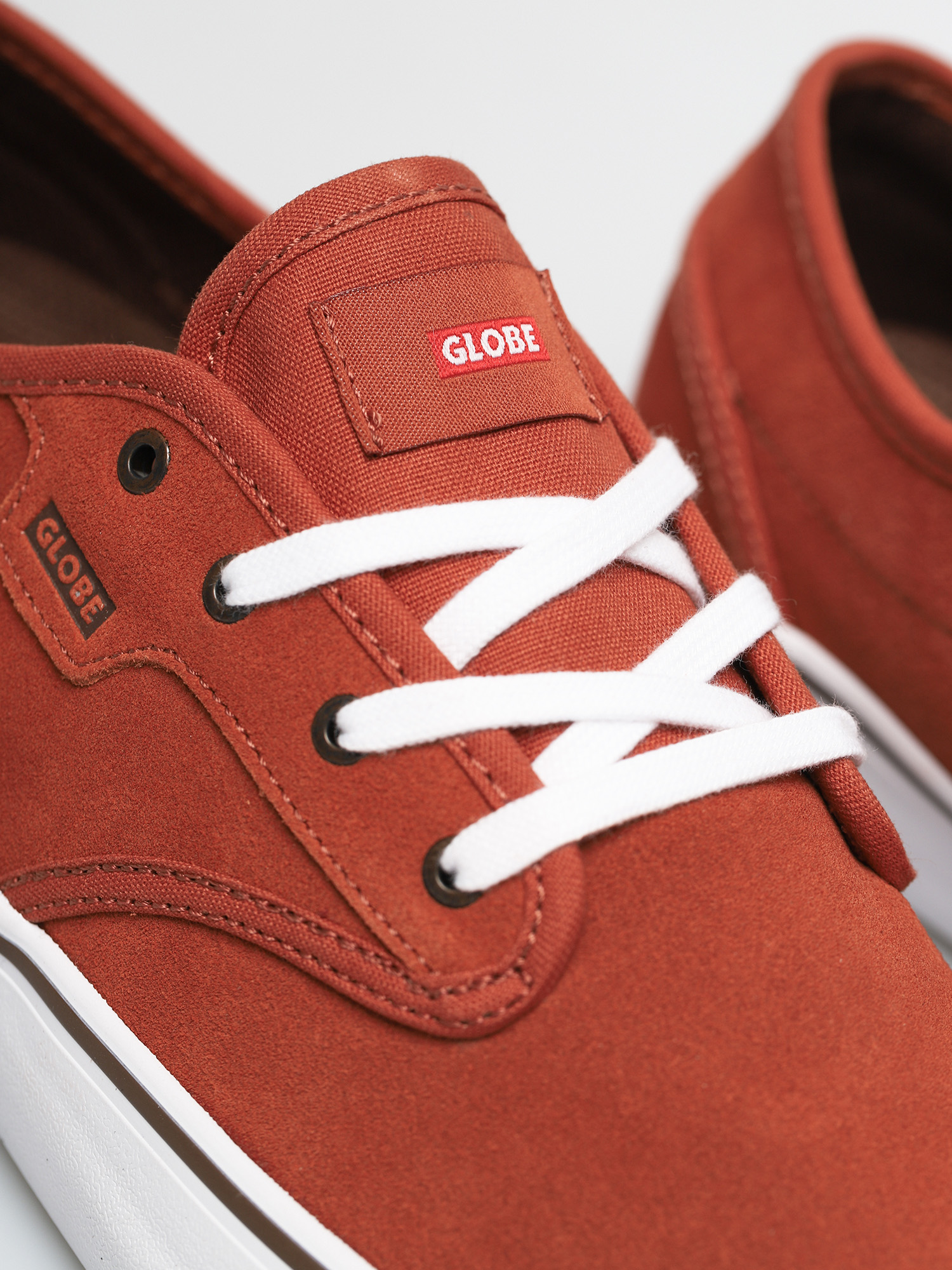 Globe Motley II Cipők (cinnamon/white)