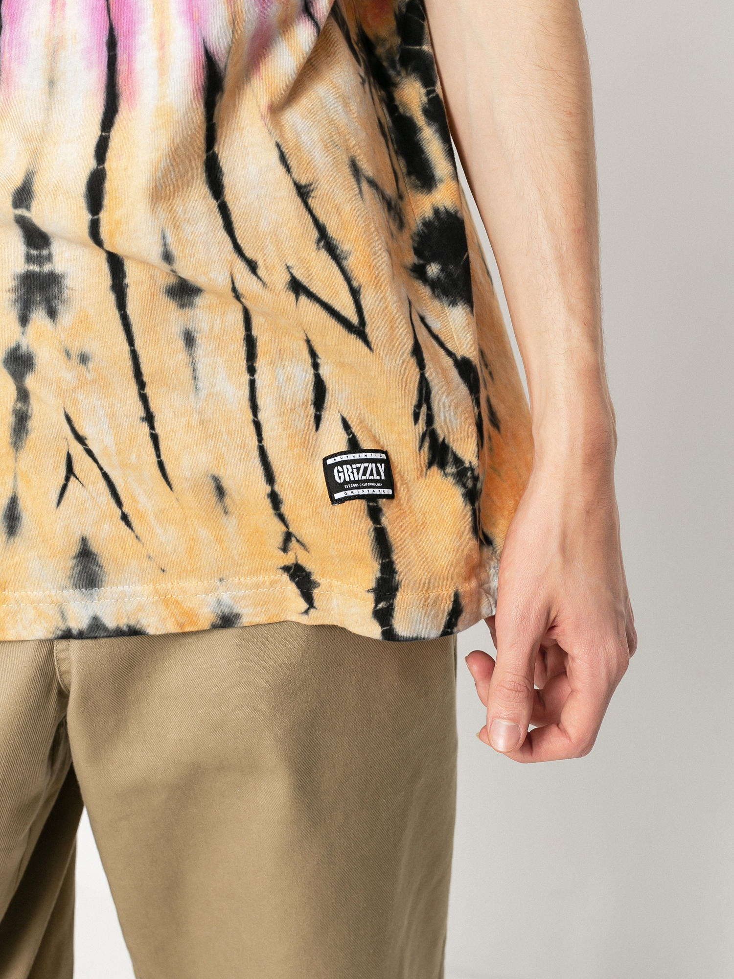 Grizzly Griptape Family Ties Ujjatlan felső (tie dye)