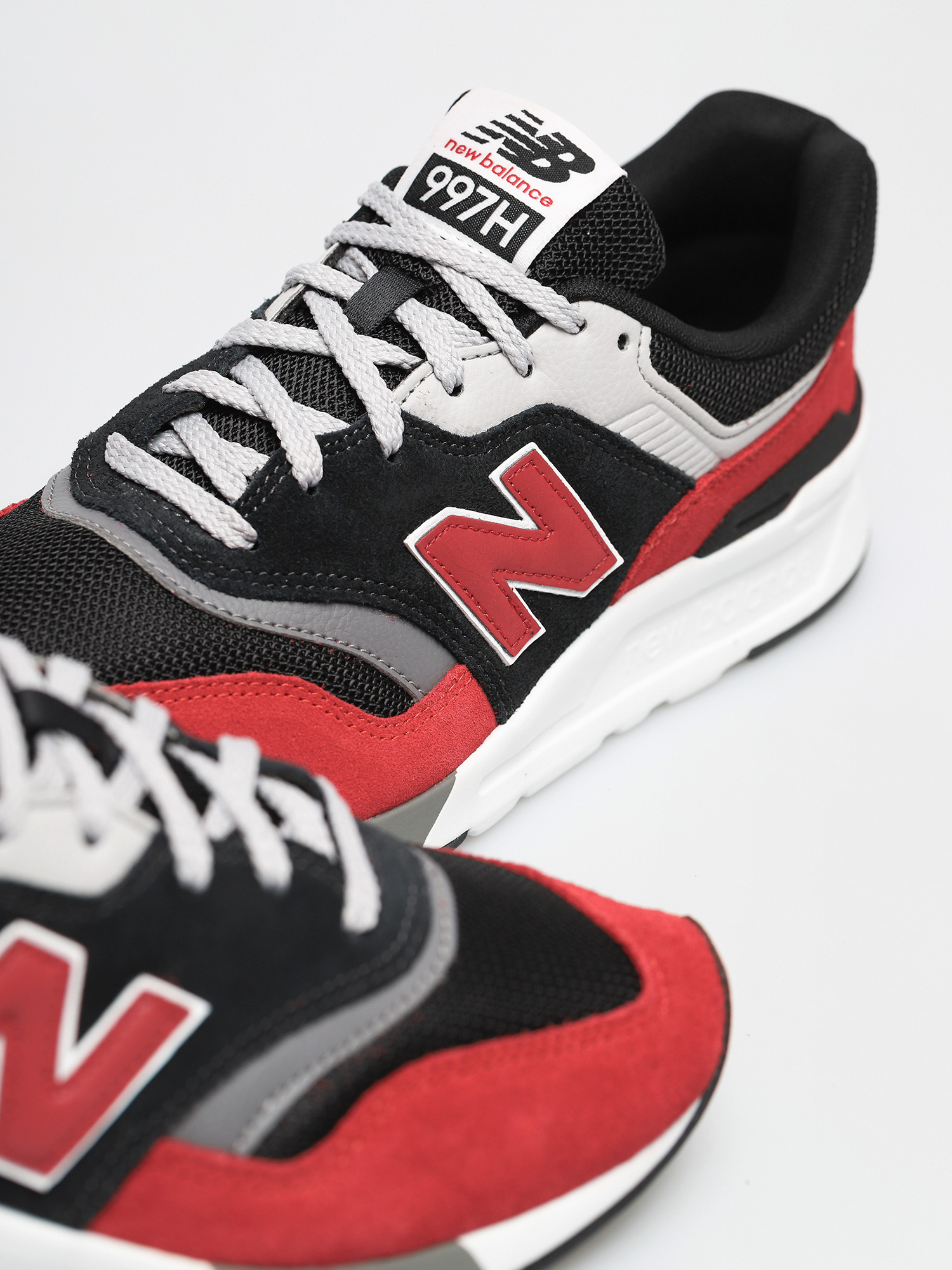 New Balance 997 Cipők (red/grey)